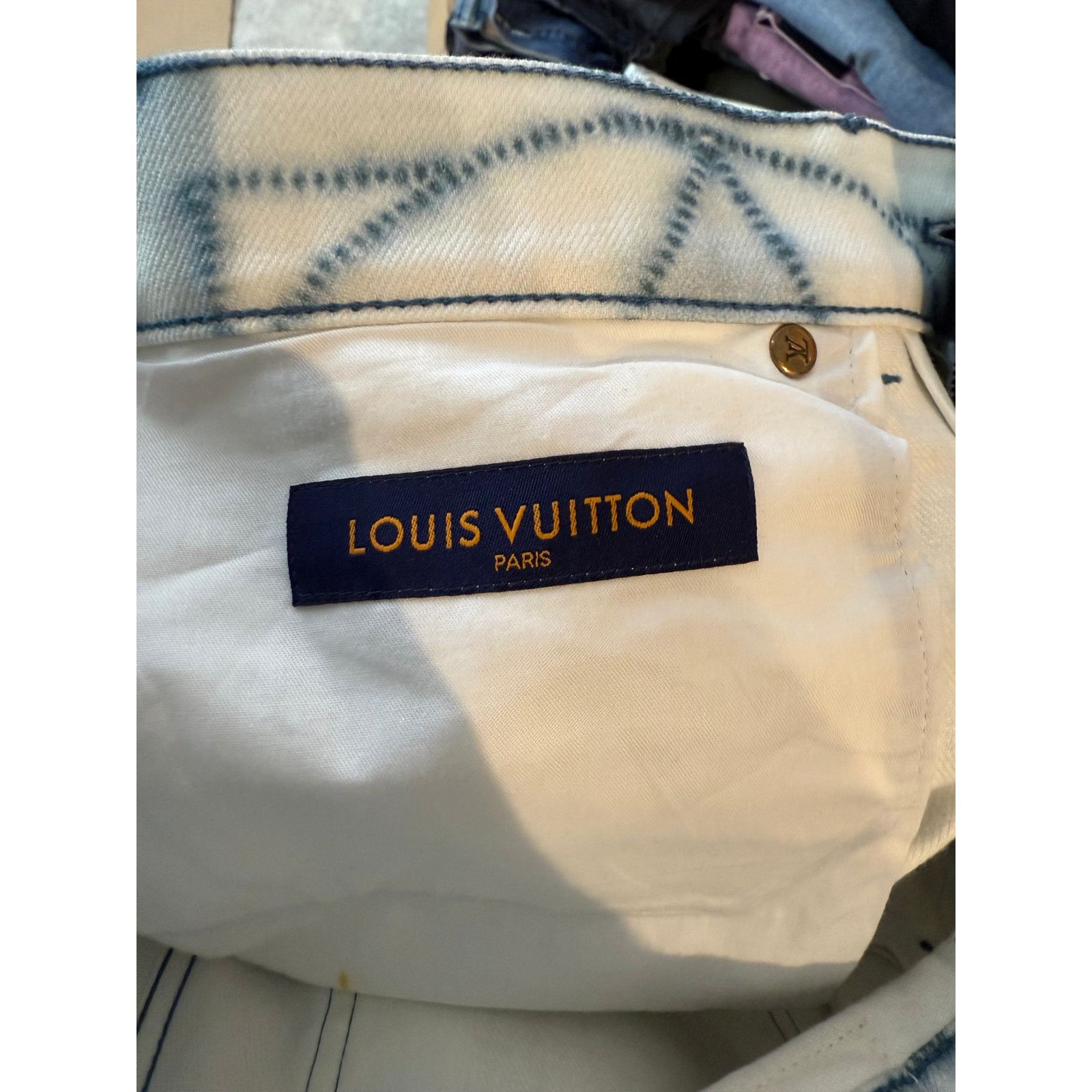 Louis Vuitton LV Tie Dye Monogram Denim Used 32 Size US 32 / EU 48 - 4 Thumbnail