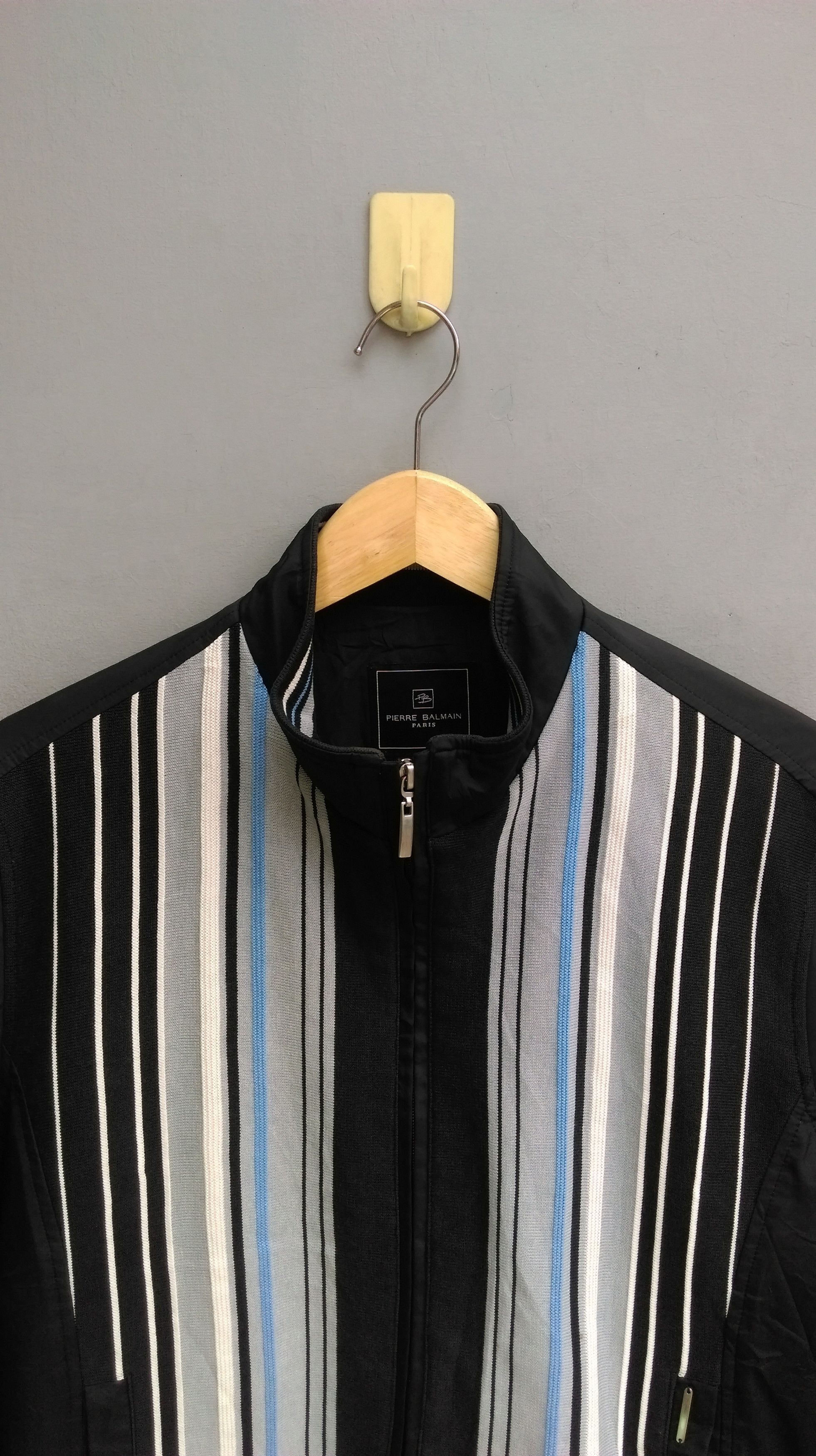 Pierre Balmain Vintage Pierre Balmain front stripe jacket Size M / US 6-8 / IT 42-44 - 2 Thumbnail
