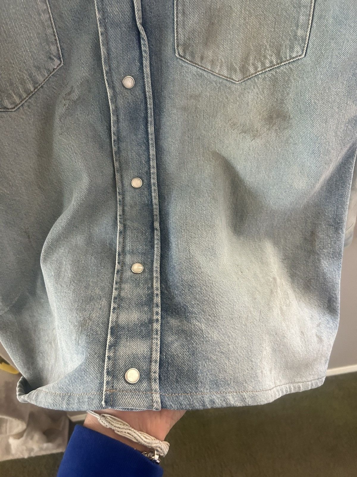 Acne Studios Acne Studios Distressed Western Denim Shirt Size US L / EU 52-54 / 3 - 7 Thumbnail
