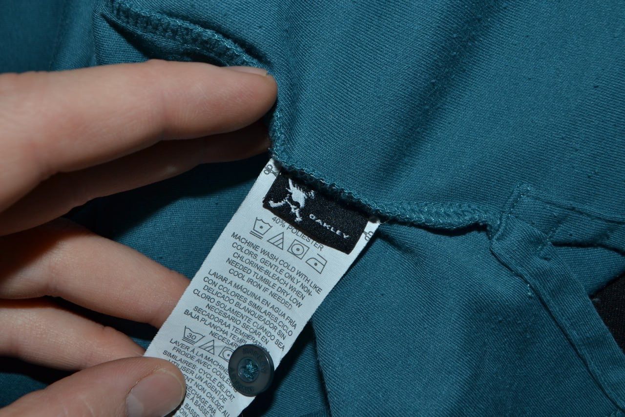 Oakley × Vintage Oakley T-shirt Polo Vintage Size XXL Size US XXL / EU 58 / 5 - 11 Thumbnail