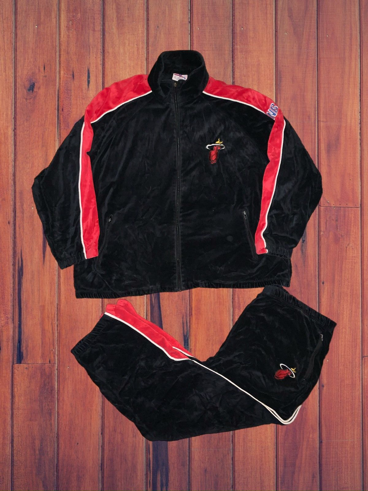 image of 90's Nba Moana Heat Velour Tracksuit in Black/Red, Men's (Size 2XL)