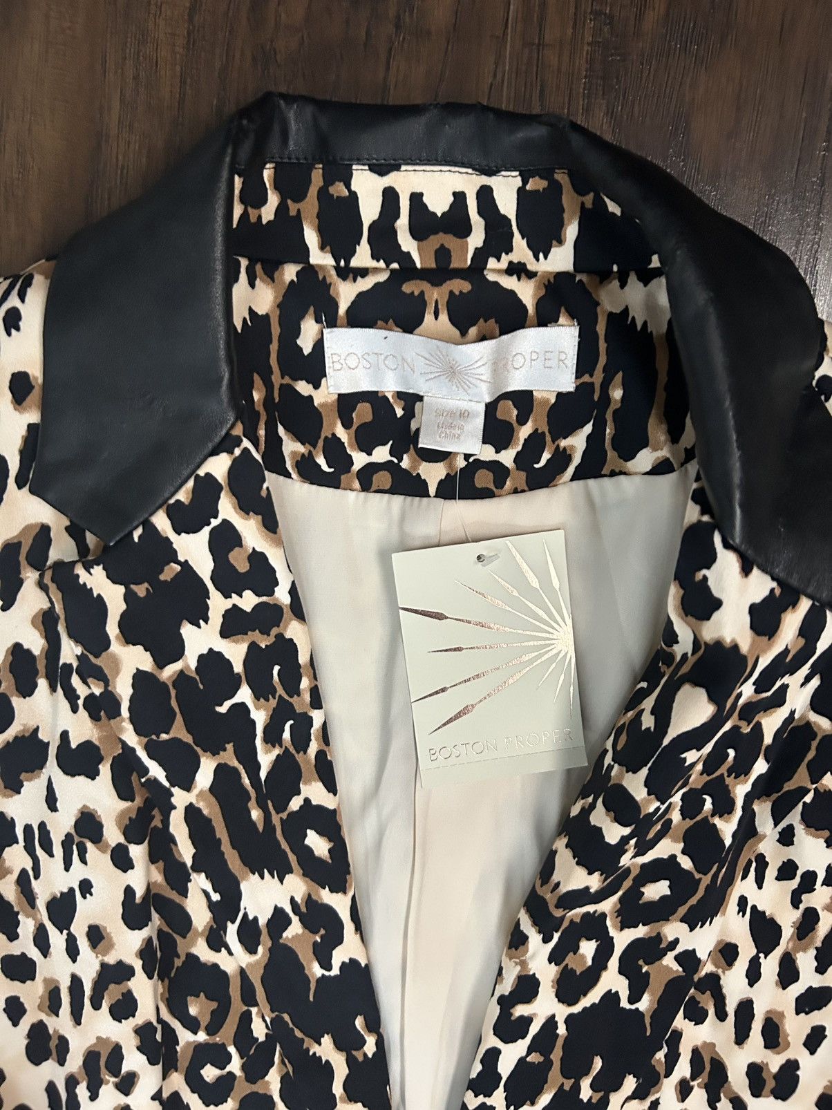 Boston Proper Boston Proper Leopard Print Blazer Size L / US 10 / IT 46 - 4 Thumbnail
