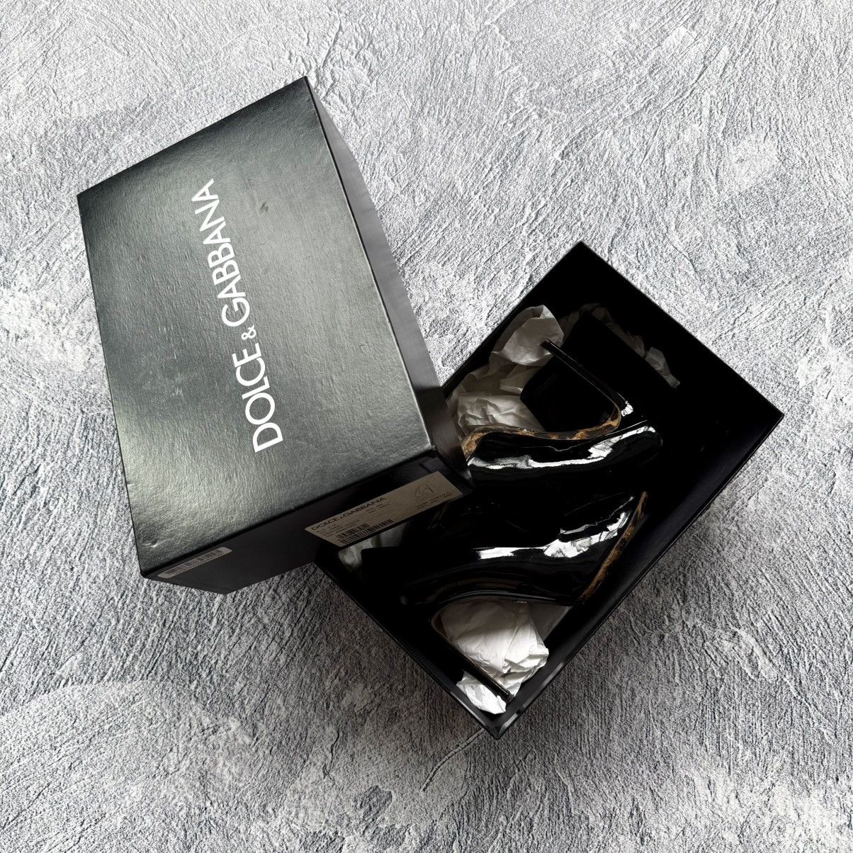 Dolce & Gabbana Dolce&Gabbana Asymmetrical Patent Leather High Heels Size:39 Size US 9 / IT 39 - 7 Thumbnail