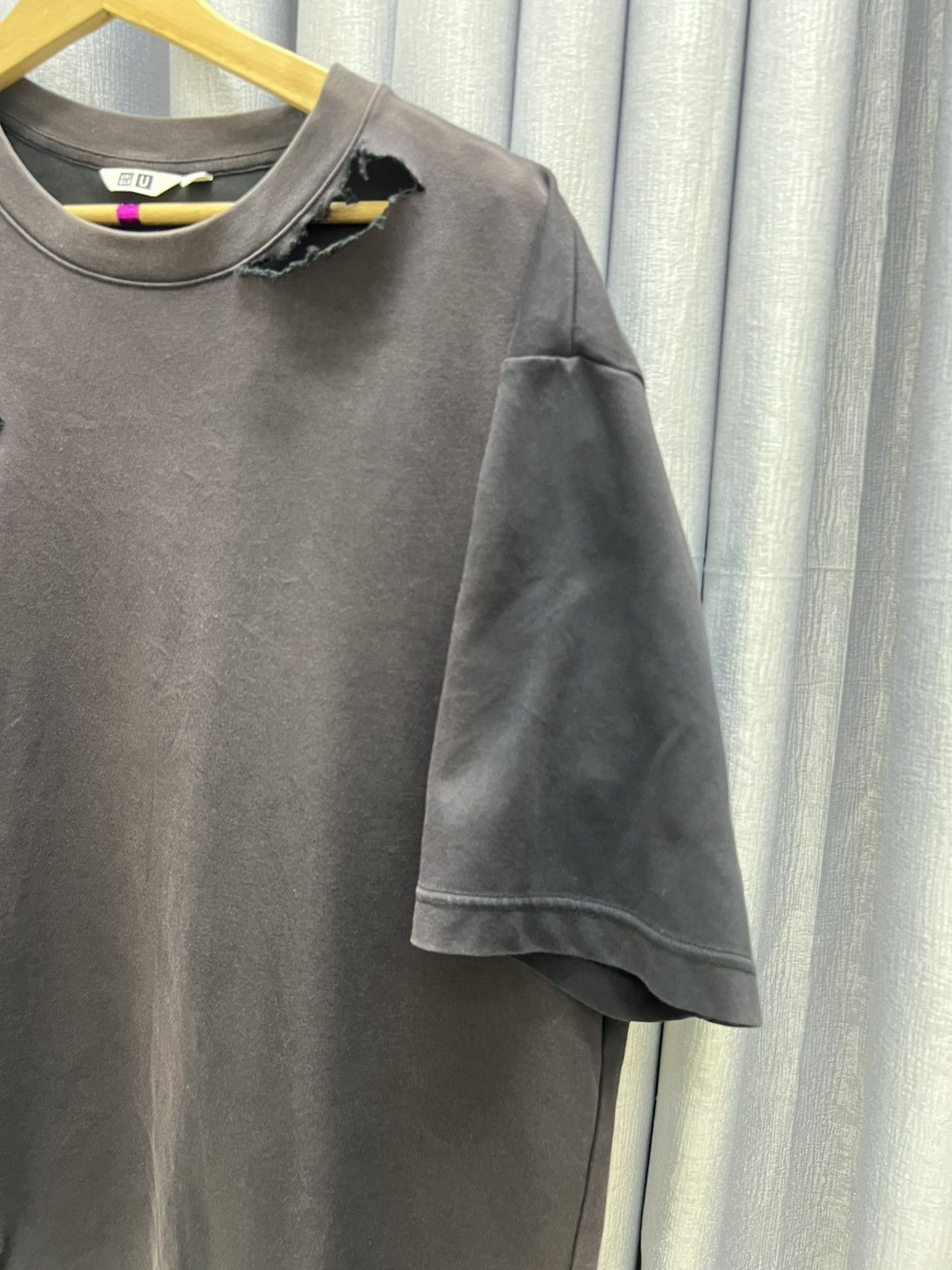 Lemaire × Uniqlo UNIQLO LEMAIRE THRASHED FADED DISTRESSED OVERSIZED BOXY TEE Size US L / EU 52-54 / 3 - 4 Thumbnail