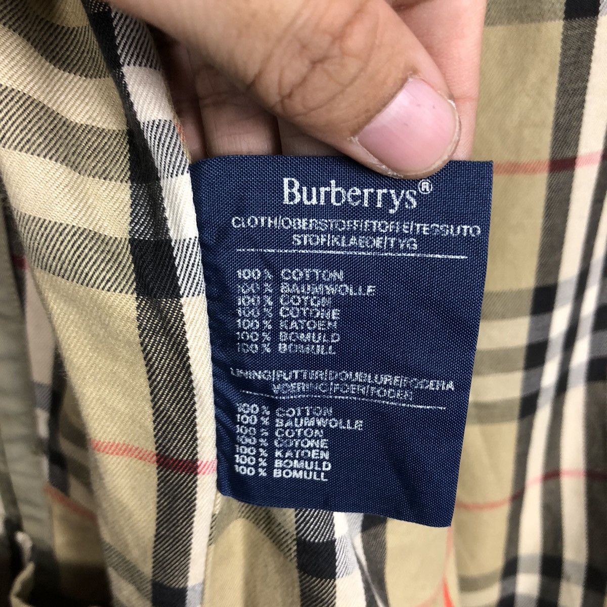 Burberry 📌Vintage Trench Coat Burberrys Made in England Nova Check Size US M / EU 48-50 / 2 - 22 Thumbnail