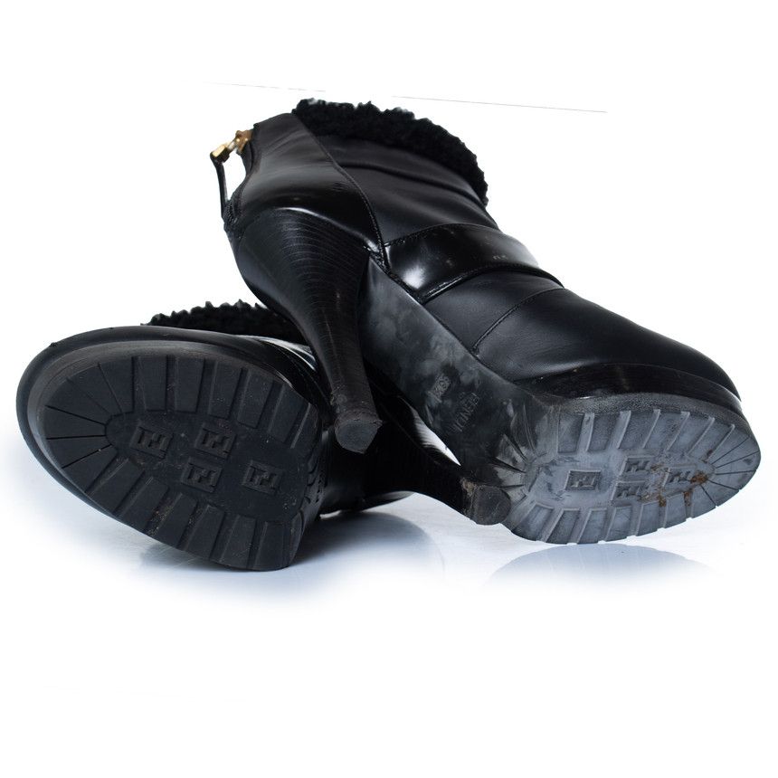 Fendi Fendi, black leather ankle boots with shearling Size US 6.5 / IT 36.5 - 7 Thumbnail