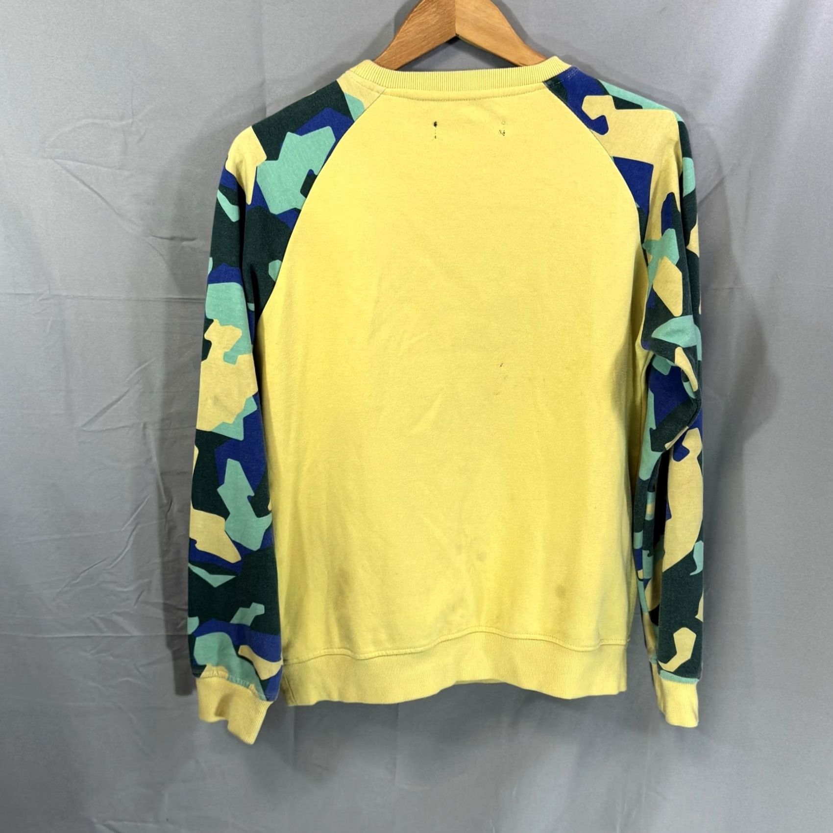 Vintage VINTAGE CivilizeD Sweatshirt Mens S Yellow CamO Bear Graphic Crewneck Pullover Streetwear Size US S / EU 44-46 / 1 - 2 Thumbnail