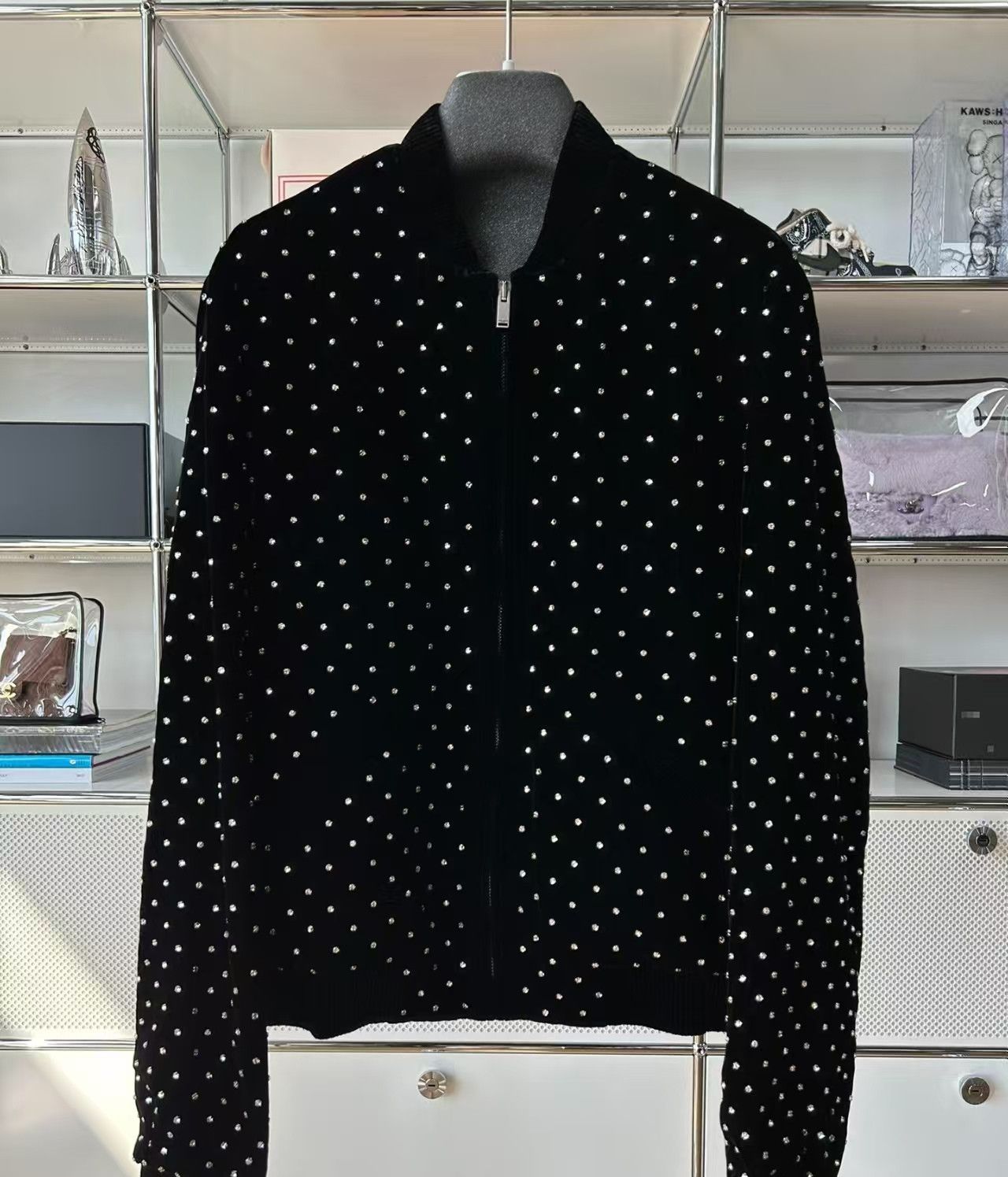 Saint Laurent Paris Saint Laurent Black Velvet Jacket Size 44 Size US S / EU 44-46 / 1 - 1 Thumbnail