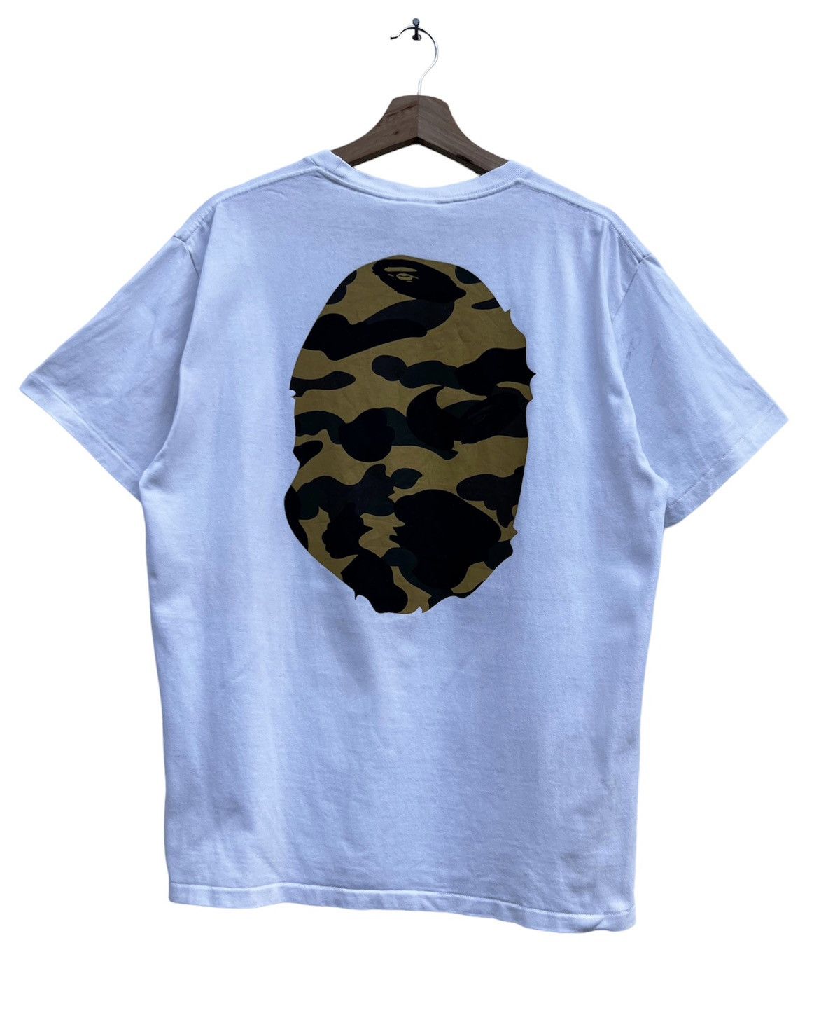 Bape 1st Camo Big Ape Head Tee Size US L / EU 52-54 / 3 - 7 Thumbnail
