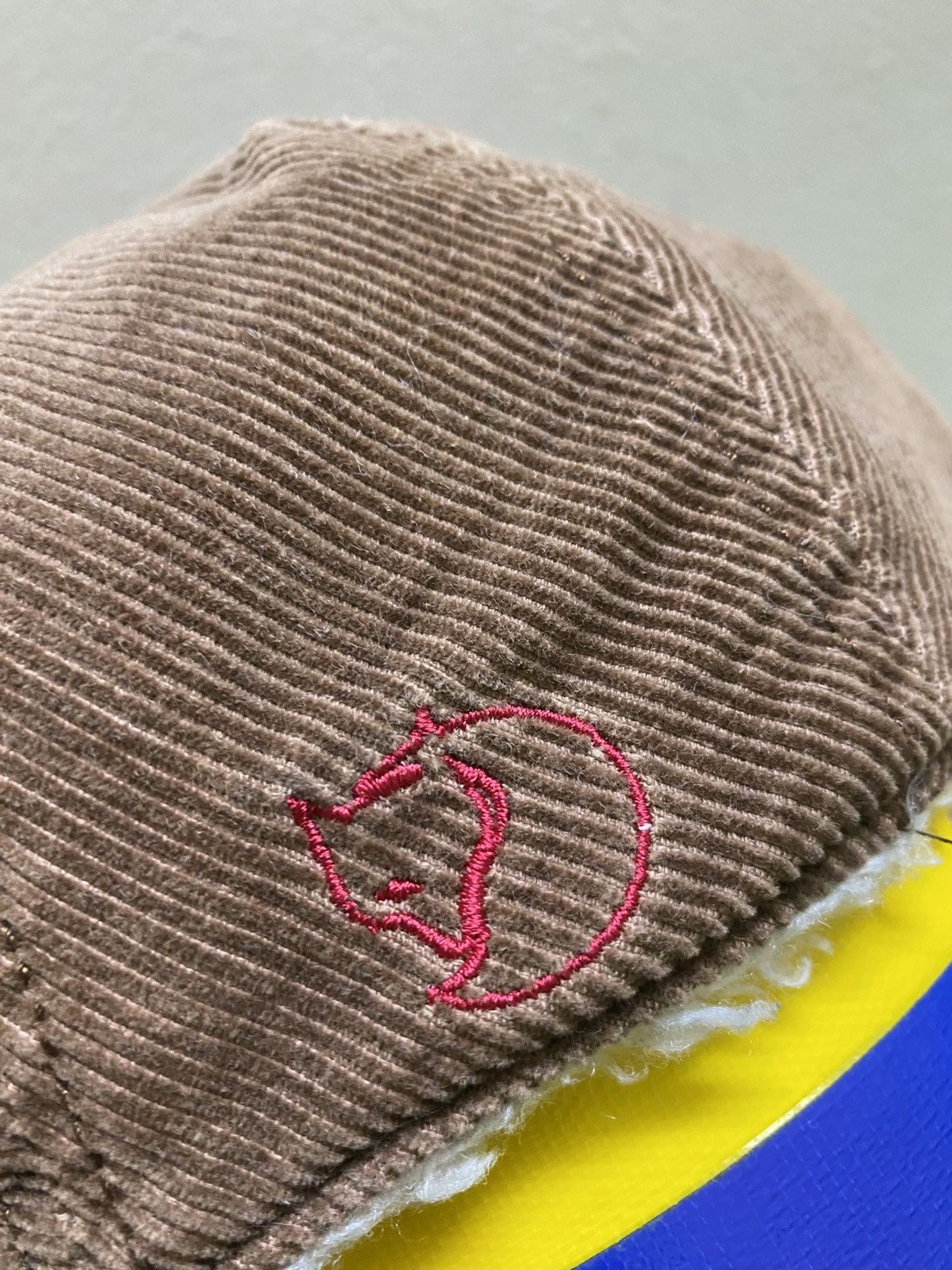 Fjallraven × Vintage Vintage Fjallraven Corduroy Flat Hat Fur Size ONE SIZE - 3 Thumbnail