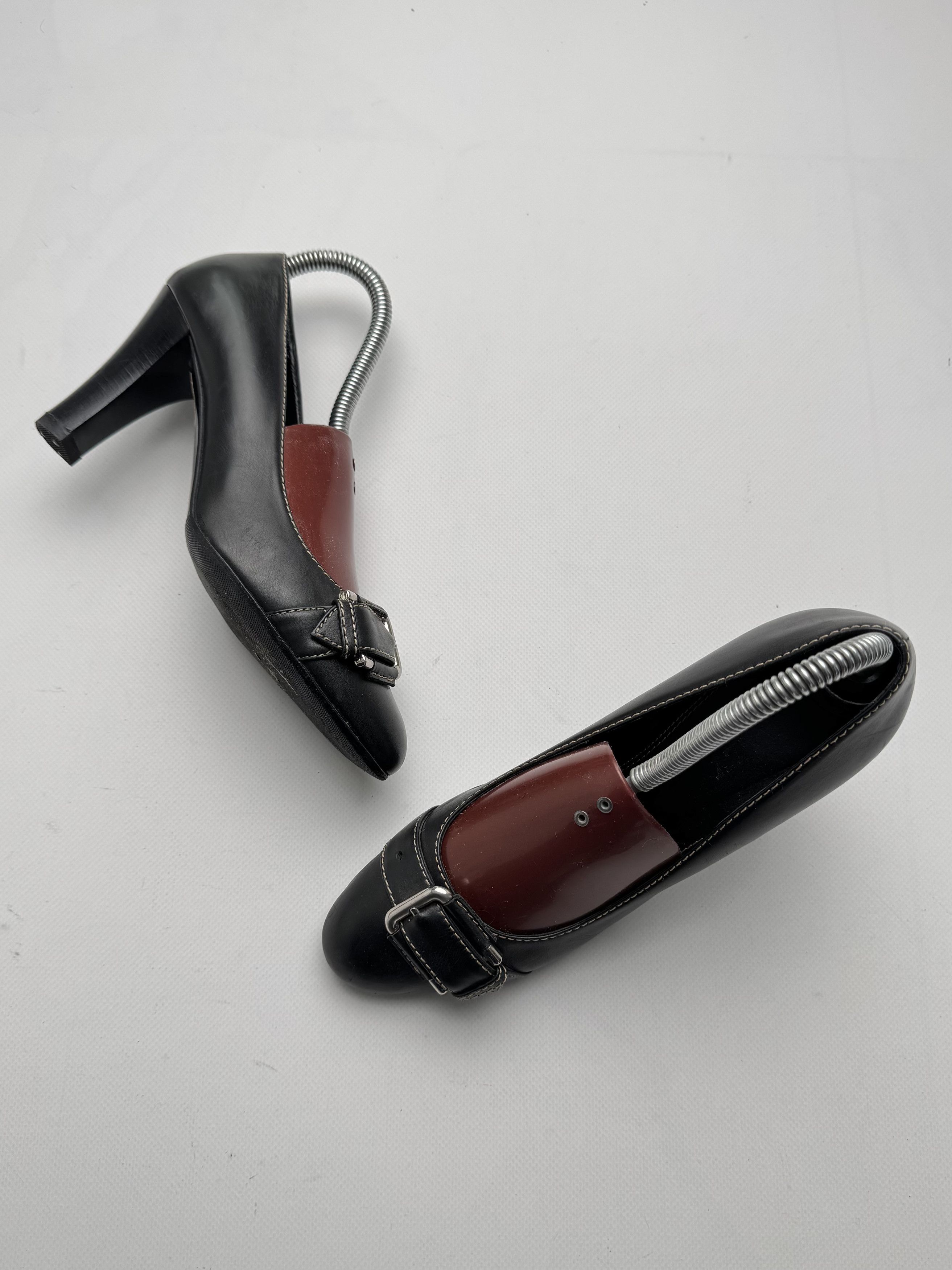 Bally Bally Vintage Leather Pumps Buckle Detail High Heel E2 Size US 8 / IT 38 - 1 Thumbnail