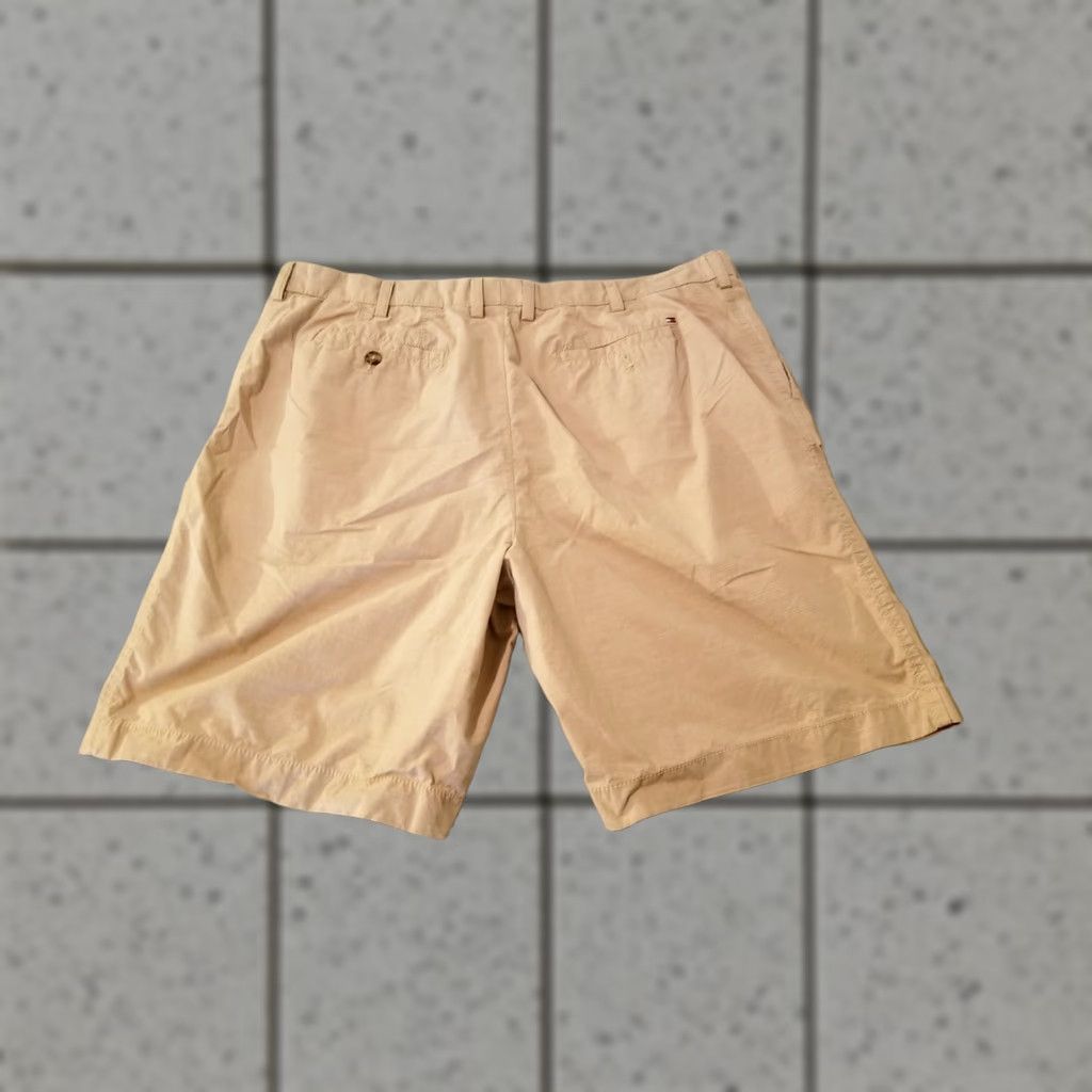 Tommy Hilfiger Tommy Hilfiger Shorts 42 Cotton Chino Mens Beige Regular Size 42 Clothing Shorts Mens Beige Cotton Chino Tommy Hilfiger 42 Size US 42 / EU 58 - 1 Thumbnail