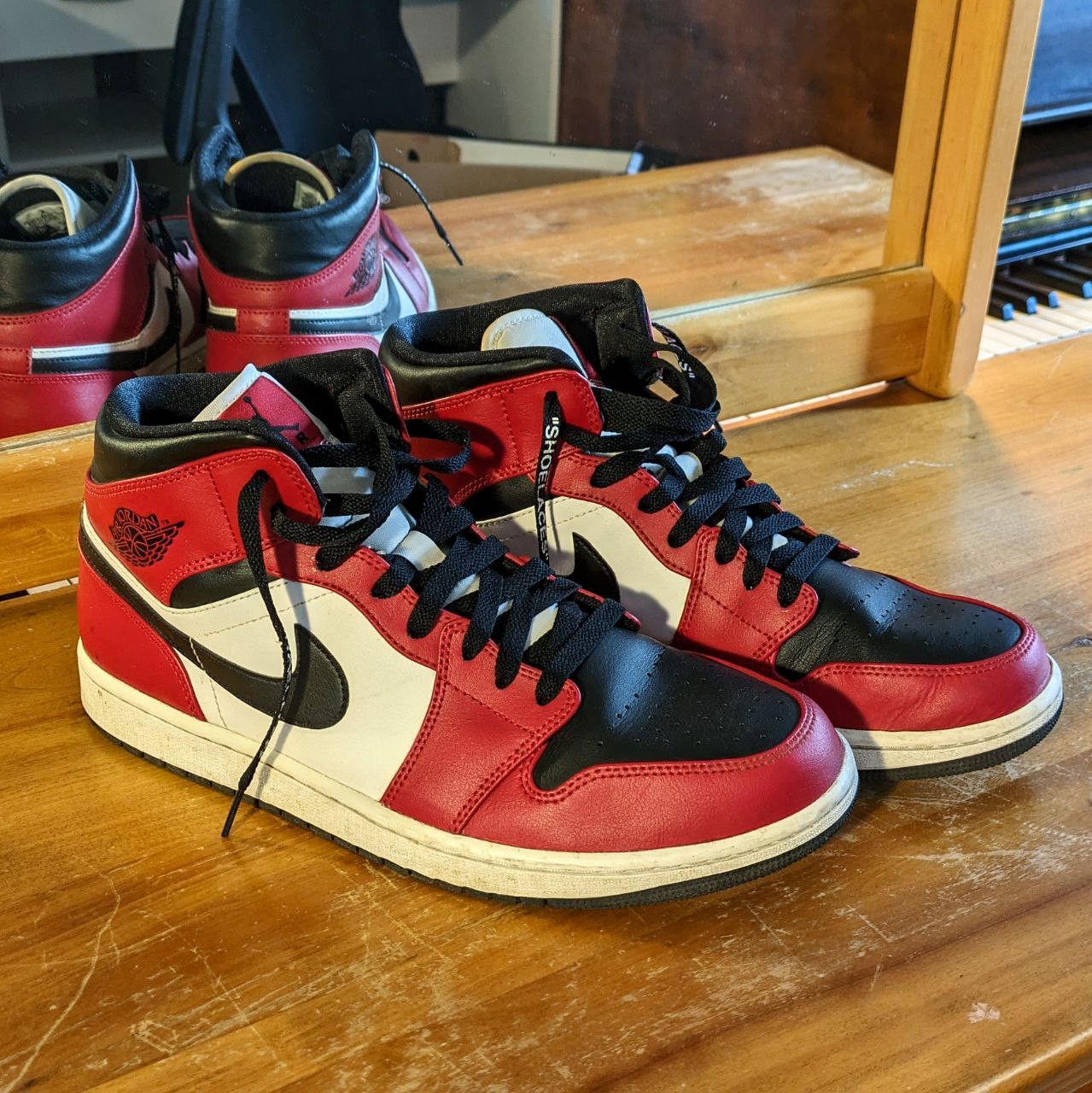 image of Nike Air Jordan 1's W/ Off-White Laces Shoes in Chicago Toe Gs, Men's (Size 11)
