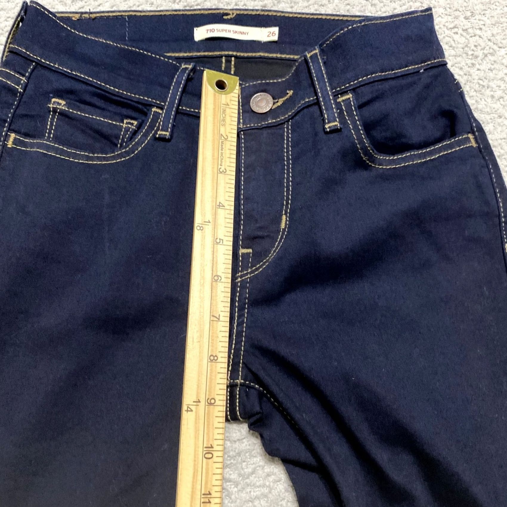 Levi's Levi's 710 Jeans Womens 26 Blue Denim Dark Wash Mid Rise Skinny City 710 Womens Jeans Men? Size 26" / US 2 / IT 38 - 7 Thumbnail