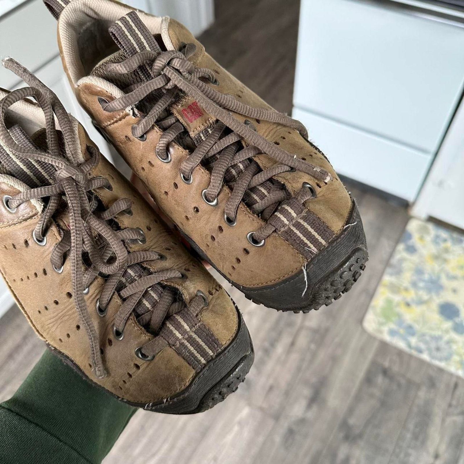 Other × Vintage Rare Vintage Brown Leather CAT Low Top Sporty Sneaker Shoe Size US 8 / EU 41 - 4 Thumbnail