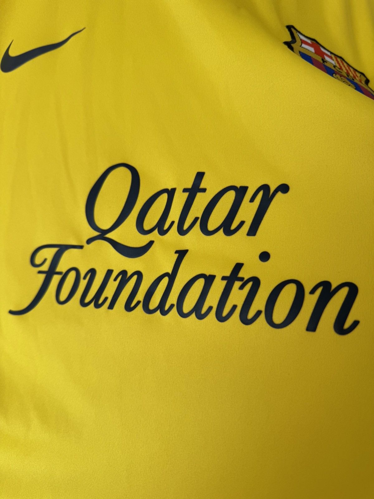 Nike Barcelona 2011-2012 Soccer Training Jersey Football Shirt Size US M / EU 48-50 / 2 - 12 Thumbnail