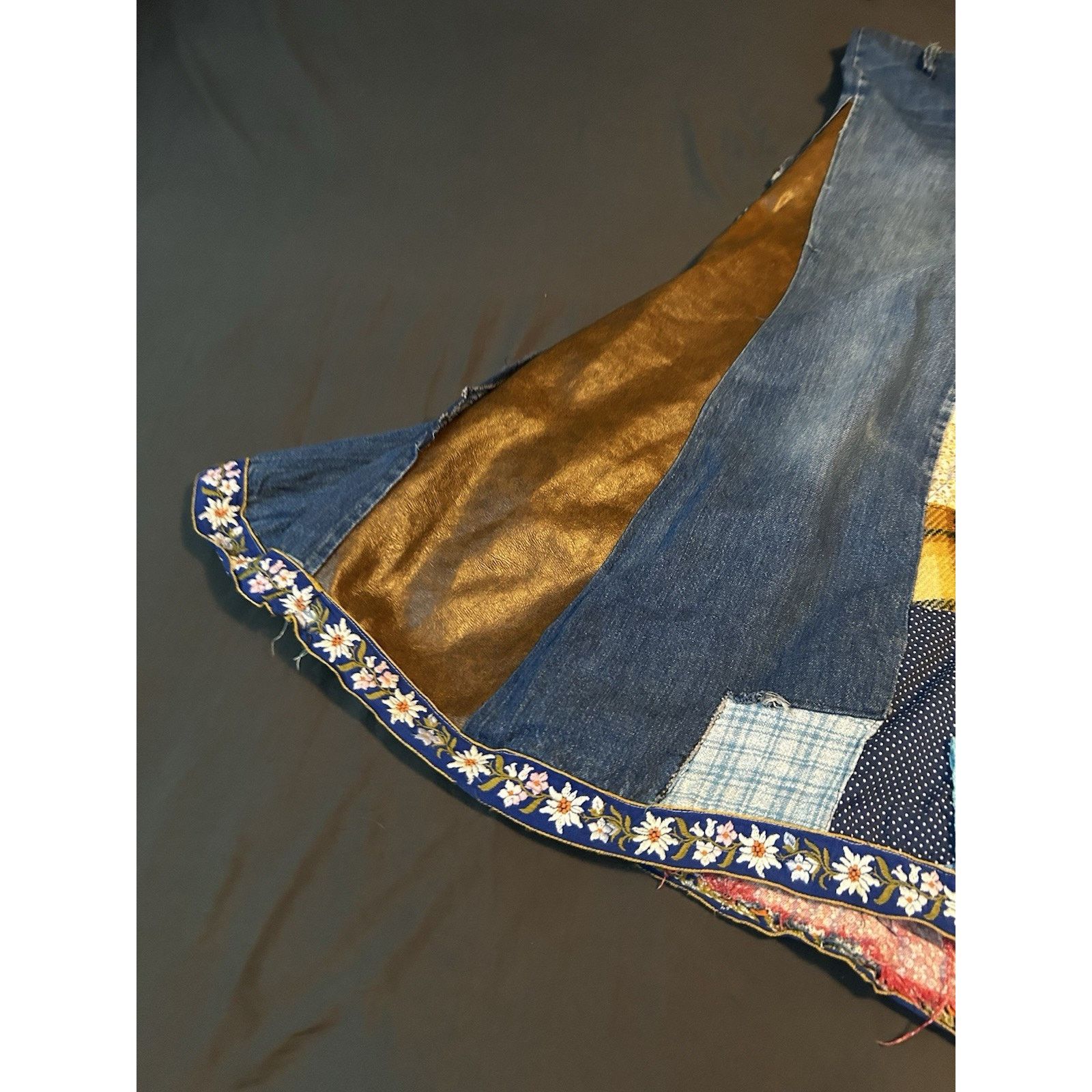 Other Vintage Homemade Denim Leather Velvet Quilted Sewn Skirt Size 26" / US 2 / IT 38 - 11 Thumbnail
