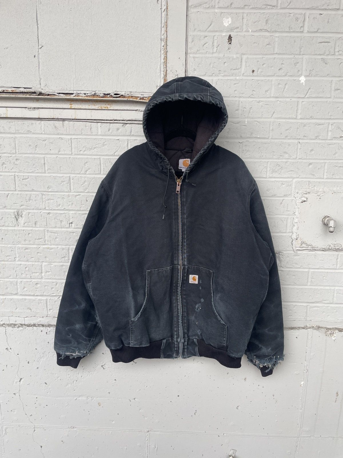 Carhartt Faded and Distressed Carhartt hooded active jacket Size US XL / EU 56 / 4 - 3 Thumbnail