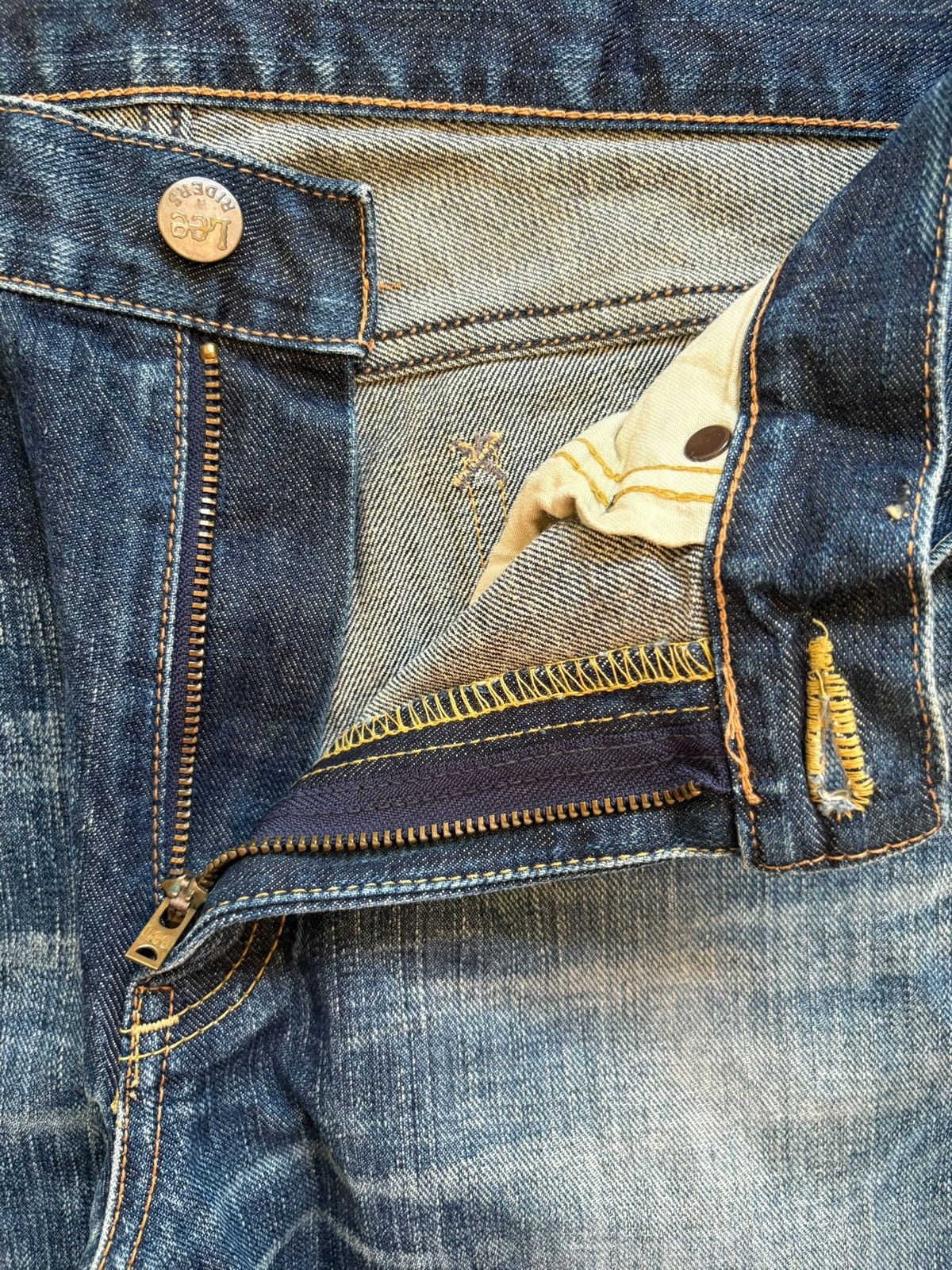 Japanese Brand × Lee Vintage Lee Rusty Mud Wash Distressed Bootcut Flare Jeans Size US 33 - 9 Thumbnail