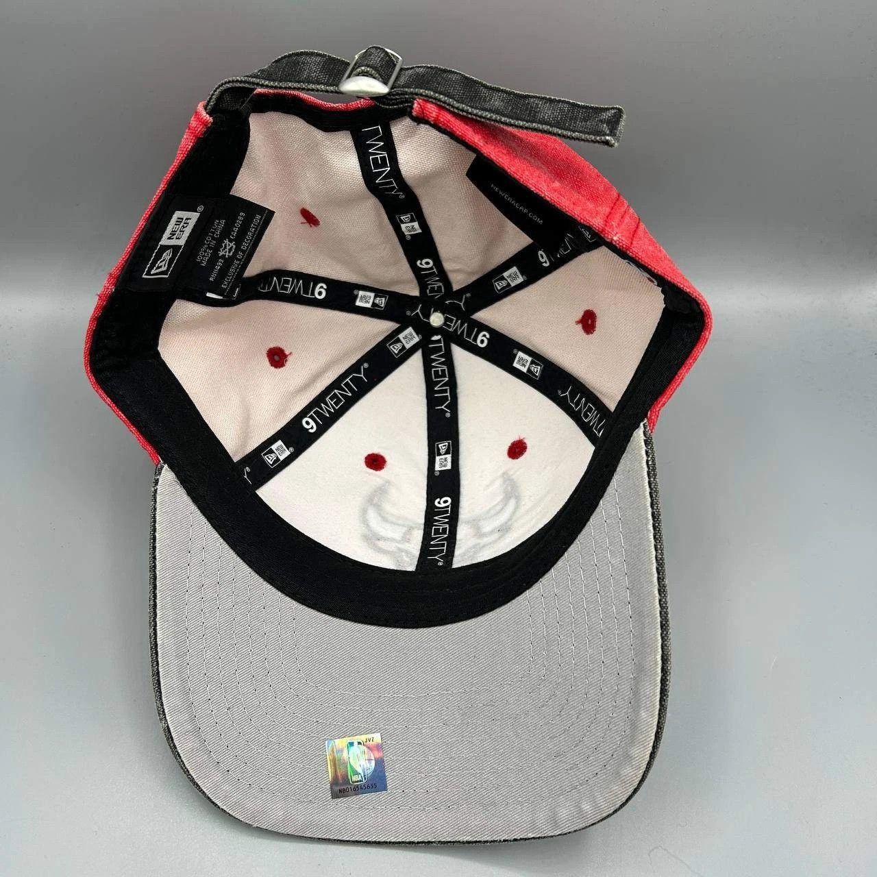 New Era Chicago Bulls Hat Men Washed Embroidered Strap Back Cotton Size ONE SIZE - 2 Thumbnail