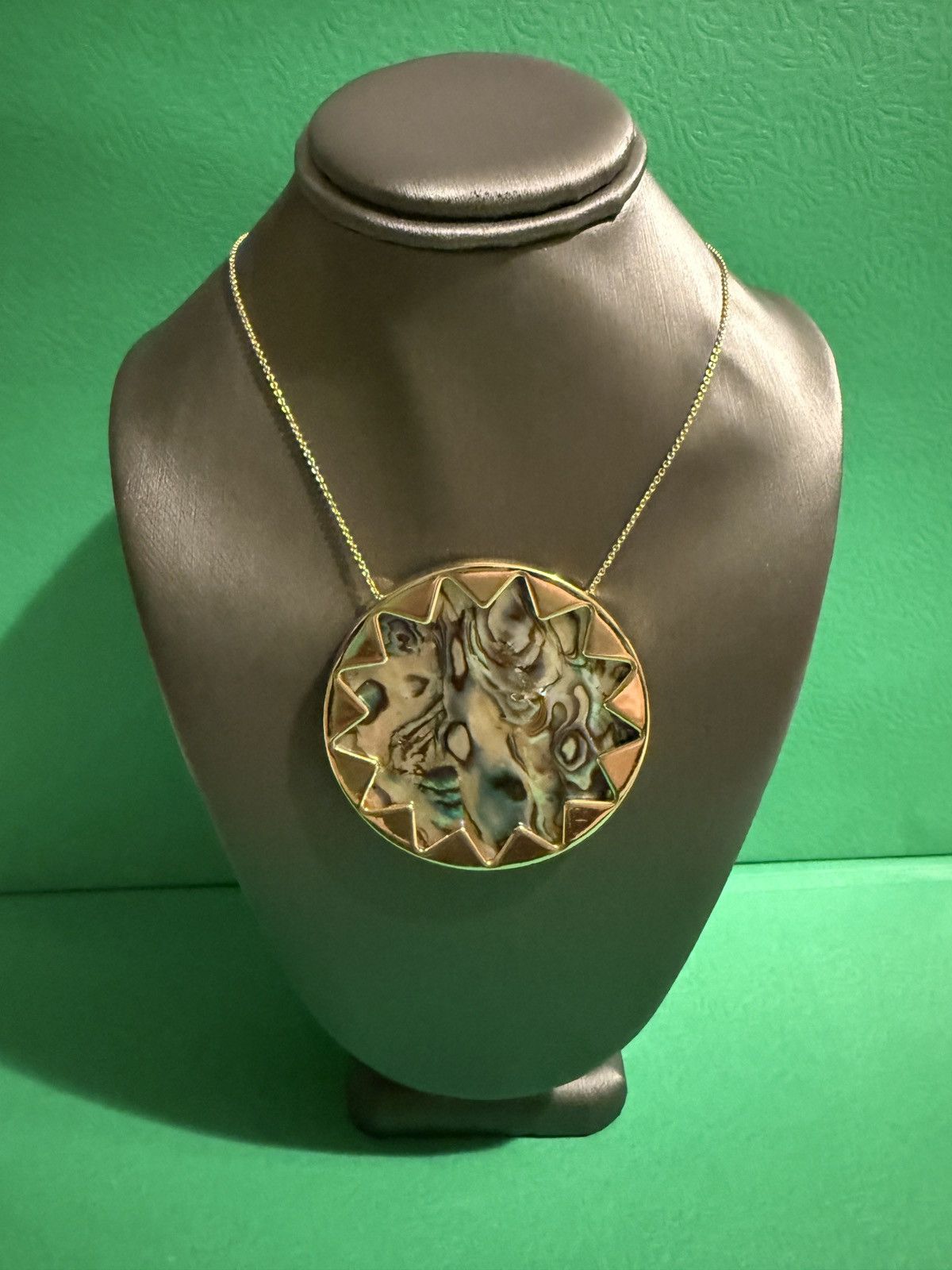 House of Harlow House of Harlow 1960 Gold Classic Abalone Pendant Size ONE SIZE - 1 Thumbnail