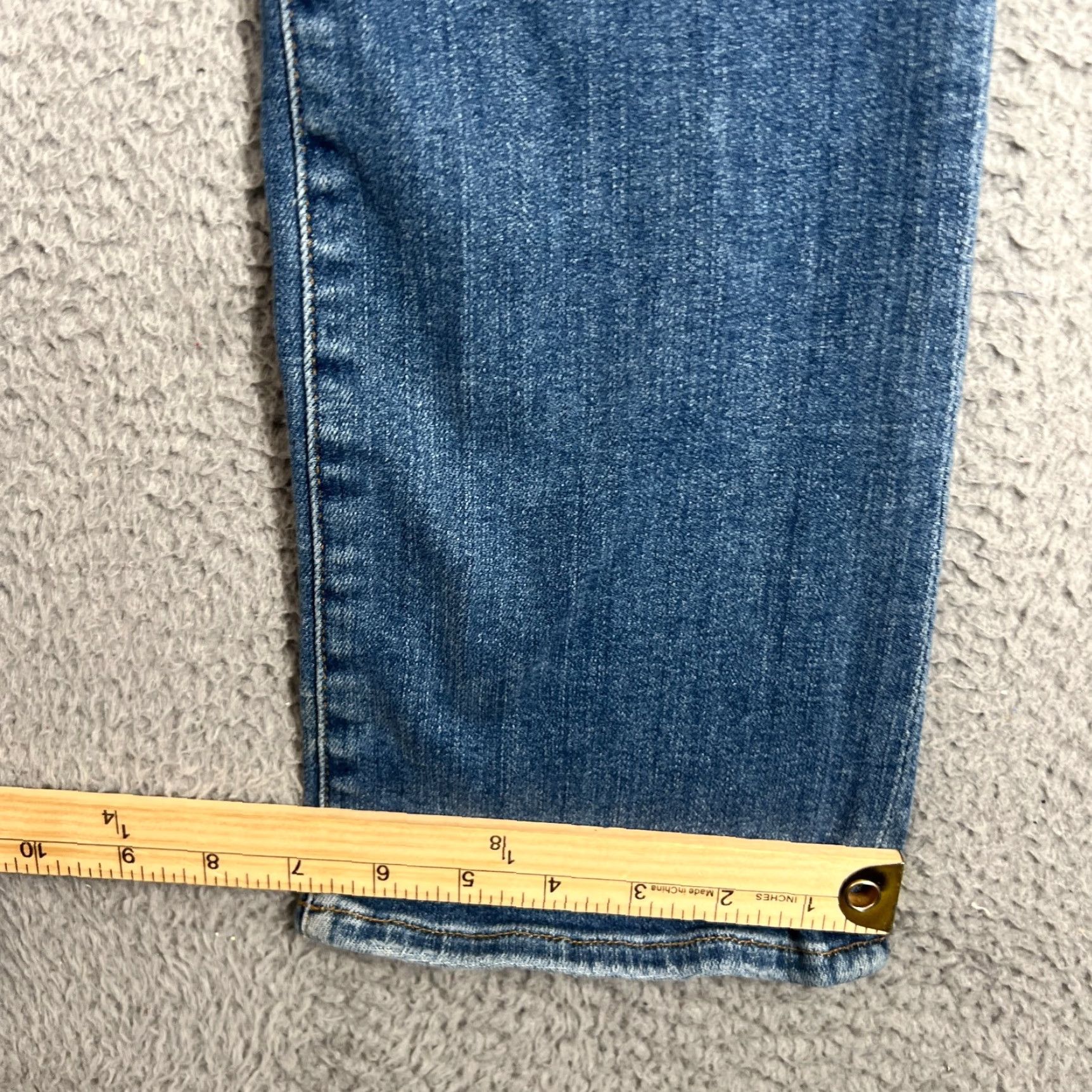 Frame VINTAGE FRAME Women's Cropped Mini Boot Jeans Size 25 Medium Wash Denim Size 42" / US 20 - 5 Thumbnail