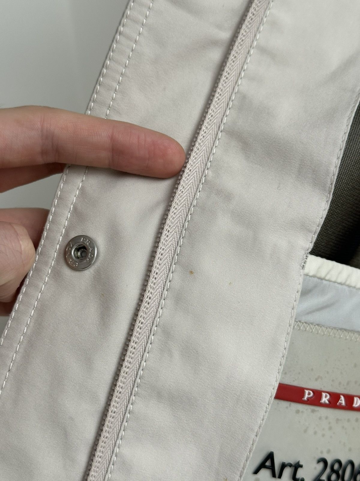 Prada Vintage Prada Gore-Tex Women's White Bomber Biker Jacket 44 Size M / US 6-8 / IT 42-44 - 13 Thumbnail
