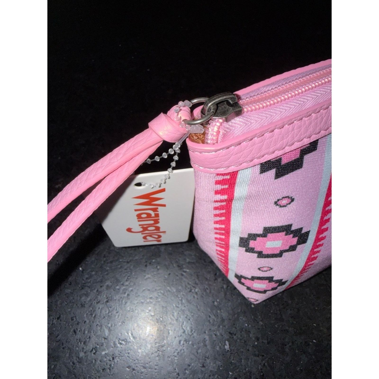 Wrangler Wrangler Pink Aztec CANVAS MAKEUP BAG INSIDE SLIP POCKETS Size ONE SIZE - 4 Thumbnail
