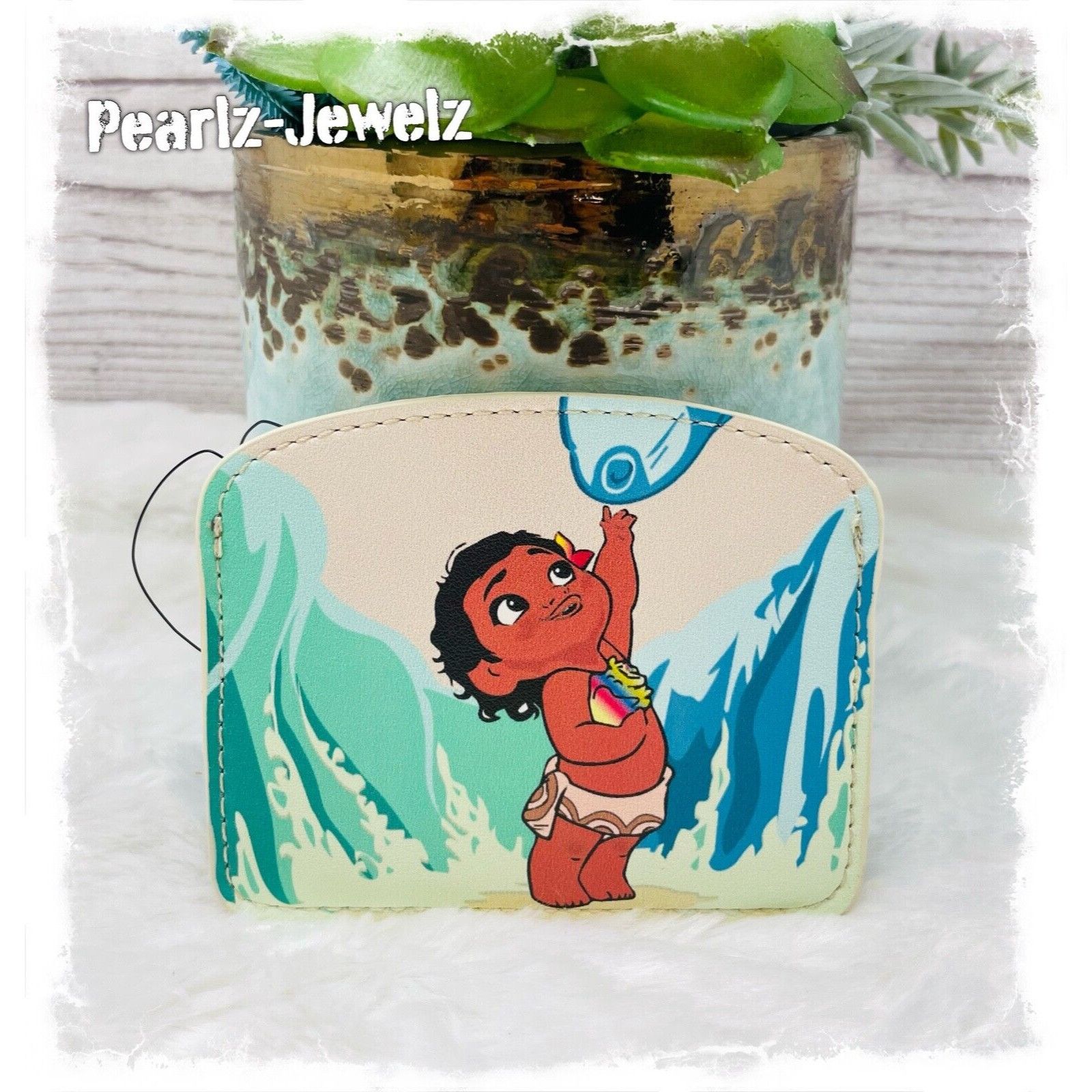 Disney Danielle Nicole Disney Moana Leaf Monstera Cardholder BoxLun Size ONE SIZE - 1 Thumbnail