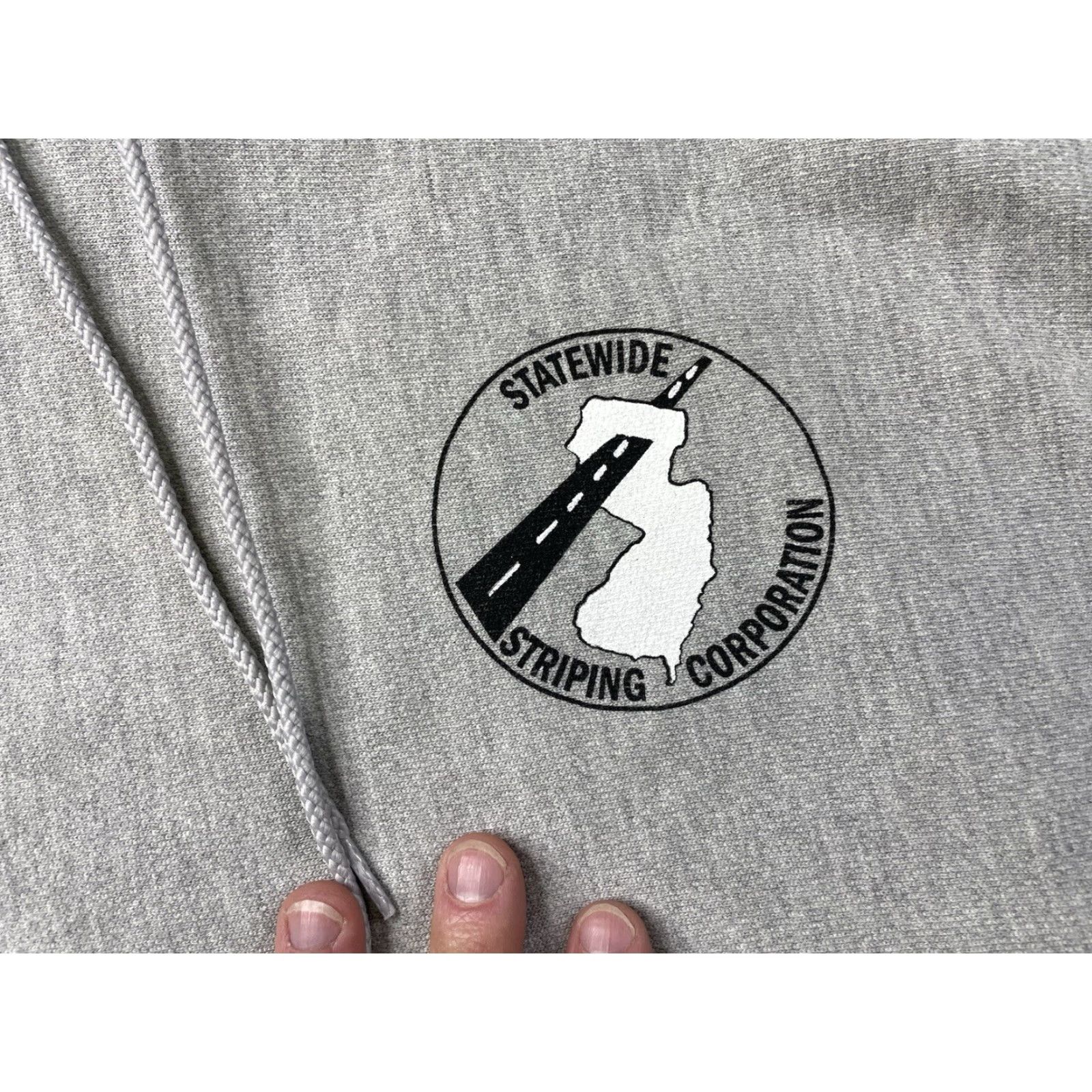 Champion VINTAGE Champion Reverse Weave Hoodie Pullover Medium Gray Hooded Pockets Logo Embroidered Men Sweatshirt Size US M / EU 48-50 / 2 - 3 Thumbnail