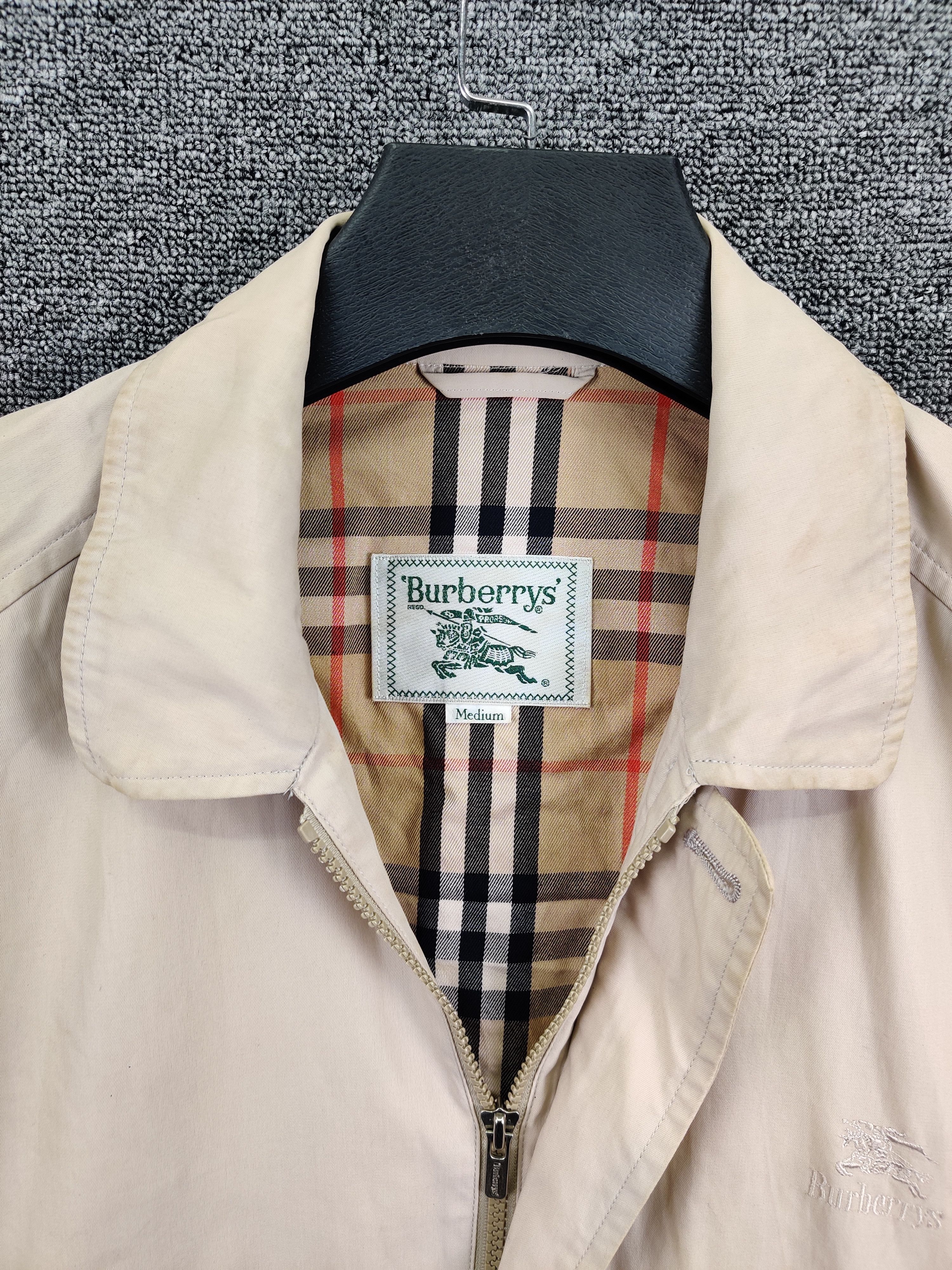 Burberry Nice❗Burberry Nova Check Bomber Jacket Size US M / EU 48-50 / 2 - 6 Thumbnail
