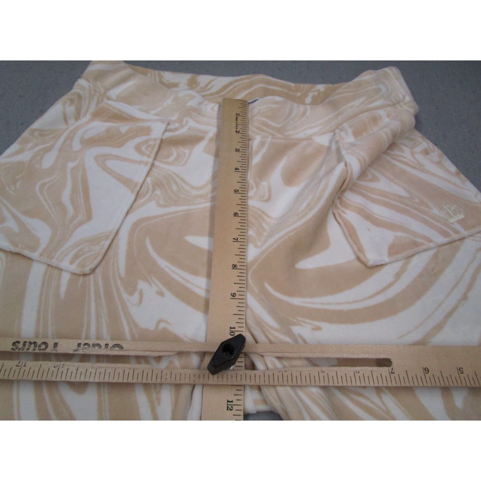 Juicy Couture Juicy Couture Pants Women Medium Beige Velour Swirl Joggers 29x30 Size 32" / US 10 / IT 46 - 4 Thumbnail