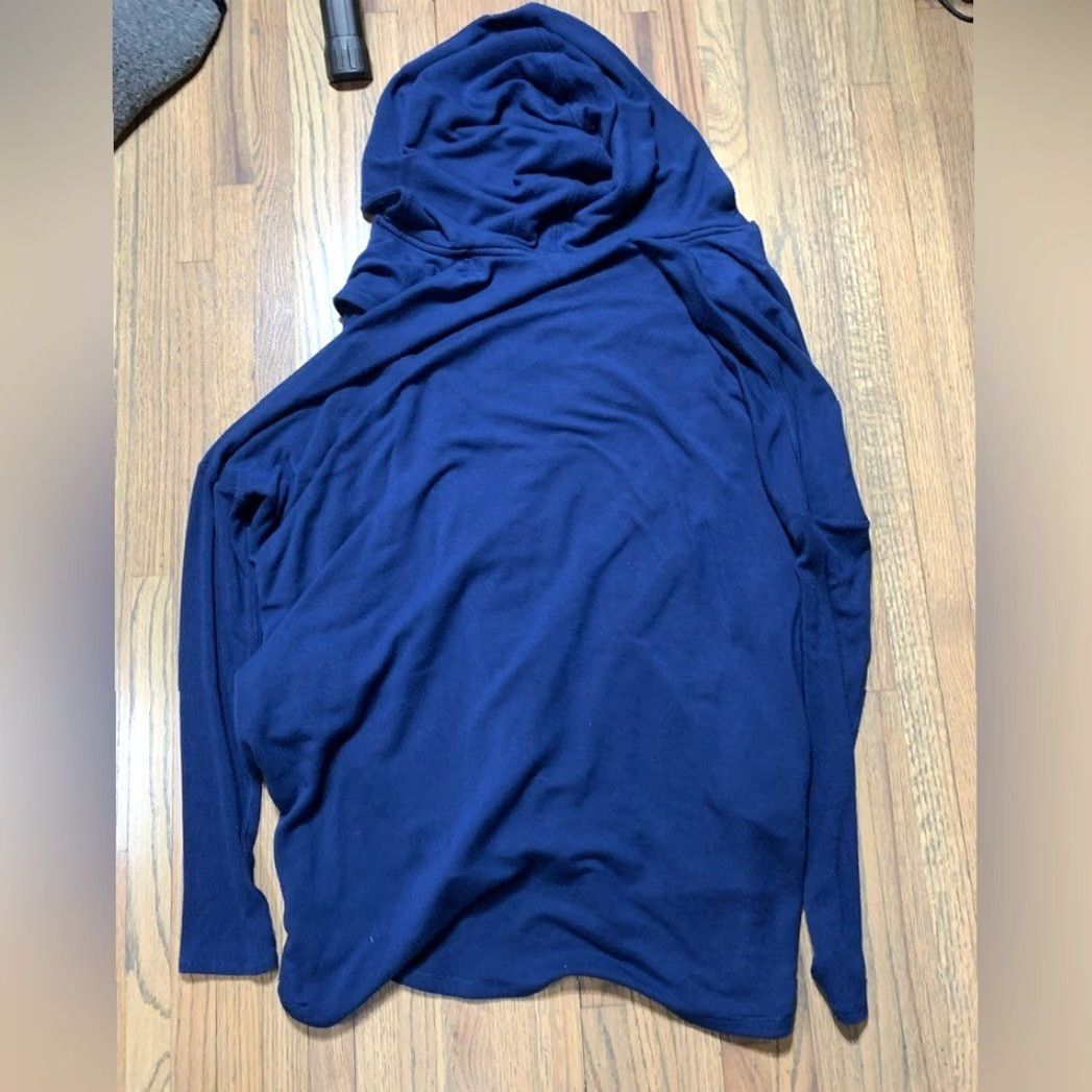 Athleta Athleta Blue Sweatshirt Small Women S Casual Regular Size Blue Size S / US 4 / IT 40 - 4 Thumbnail