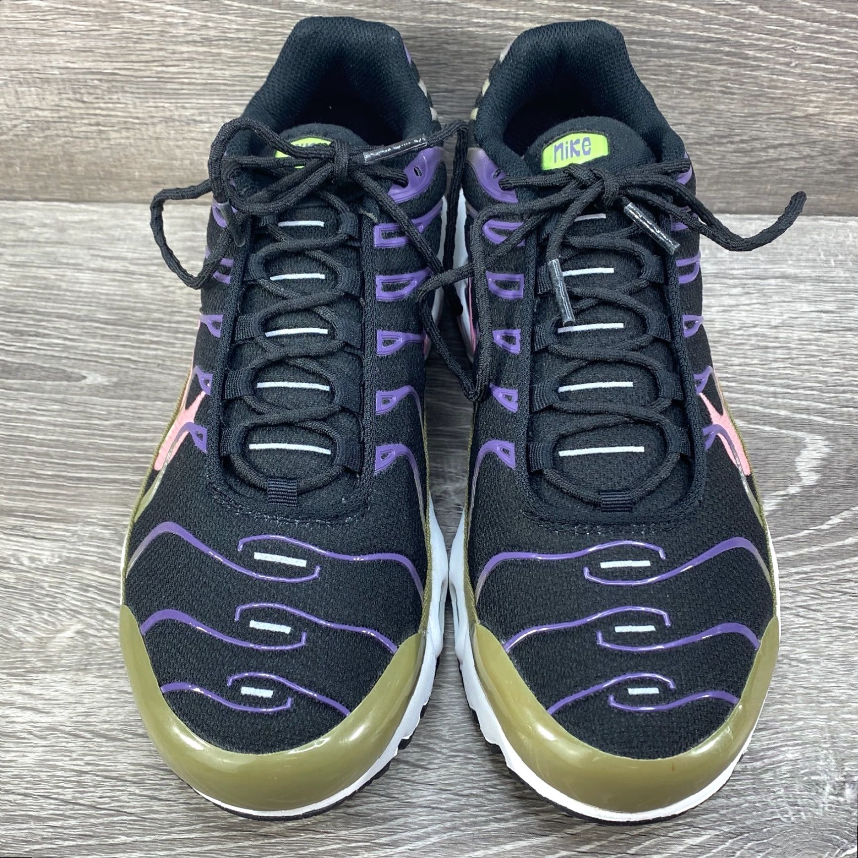 Nike Nike Air Max Plus GS Size 7y Womens 8.5 Purple Black DX3093-001 Sneaker Nike Air Max Plus - No Box Size US 9 / IT 39 - 3 Thumbnail