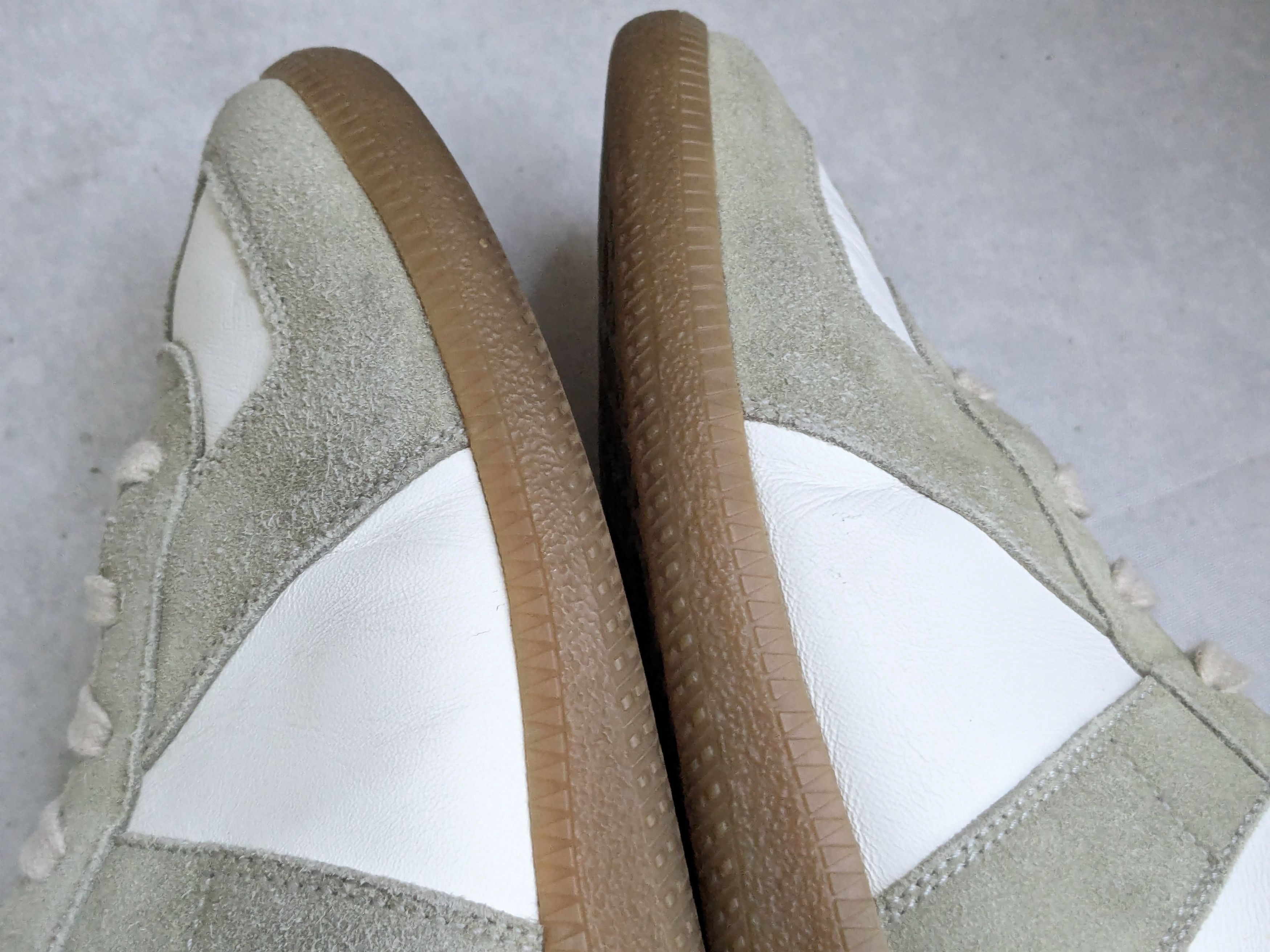 Maison Margiela Maison Margiela Replica GAT White Gray 9 42 Gum Low Tops Size US 9 / EU 42 - 9 Thumbnail
