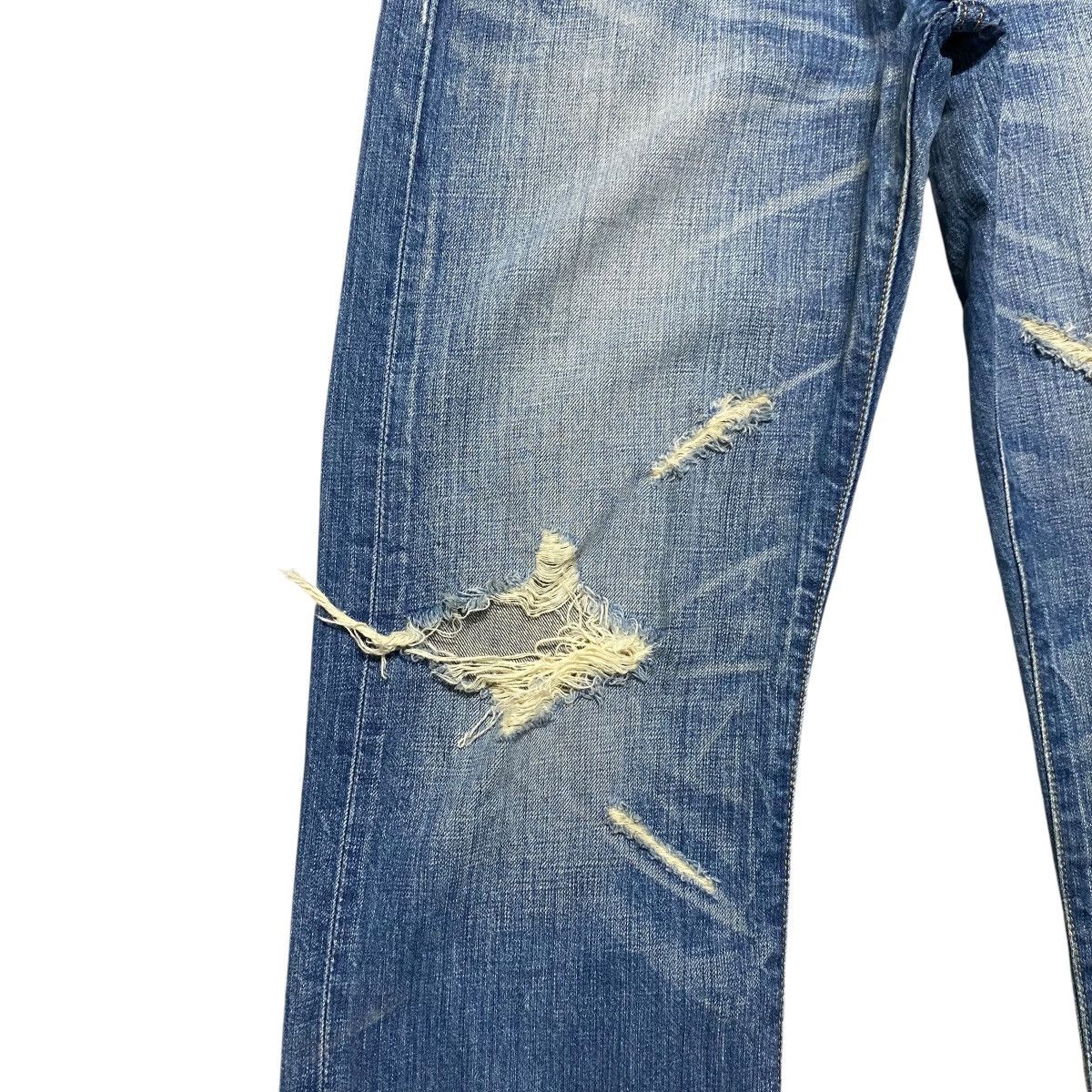 Levi's Vintage Levis 501 Thrashed Jeans Size US 31 - 6 Thumbnail