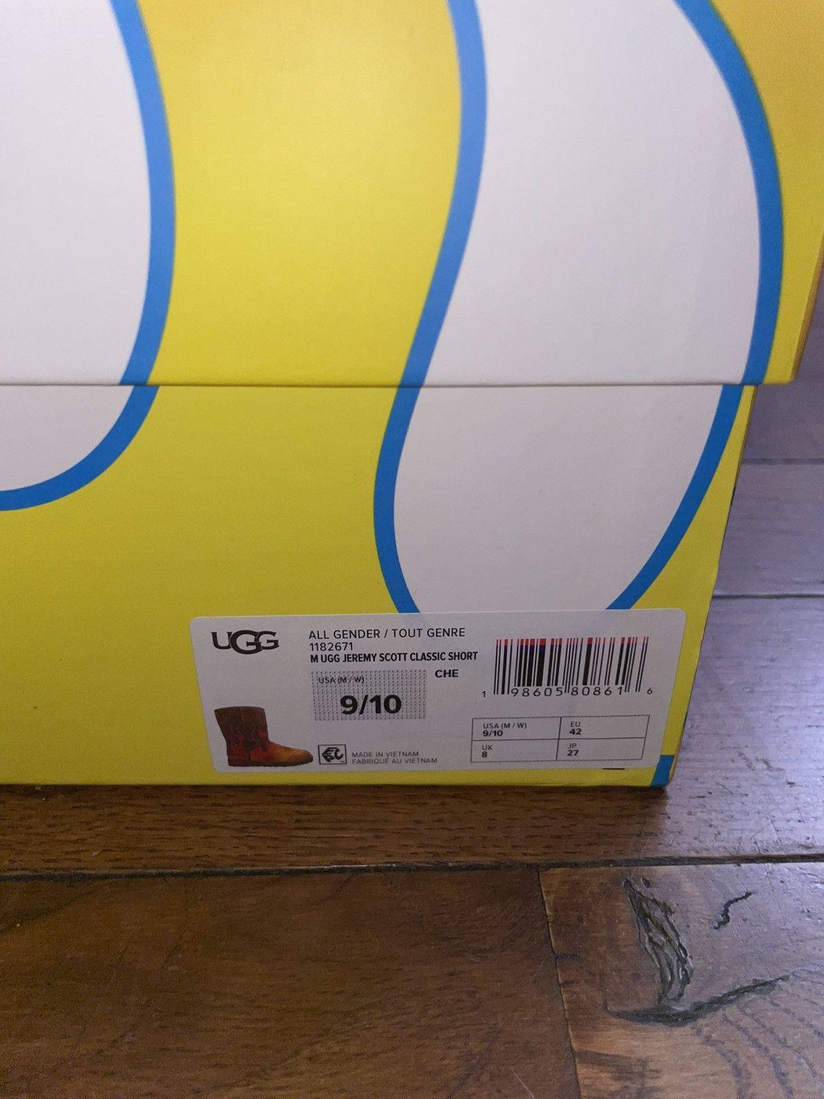 Jeremy Scott UGG Jeremy Scott Classic Short (2025) Size US 9 / EU 42 - 8 Thumbnail