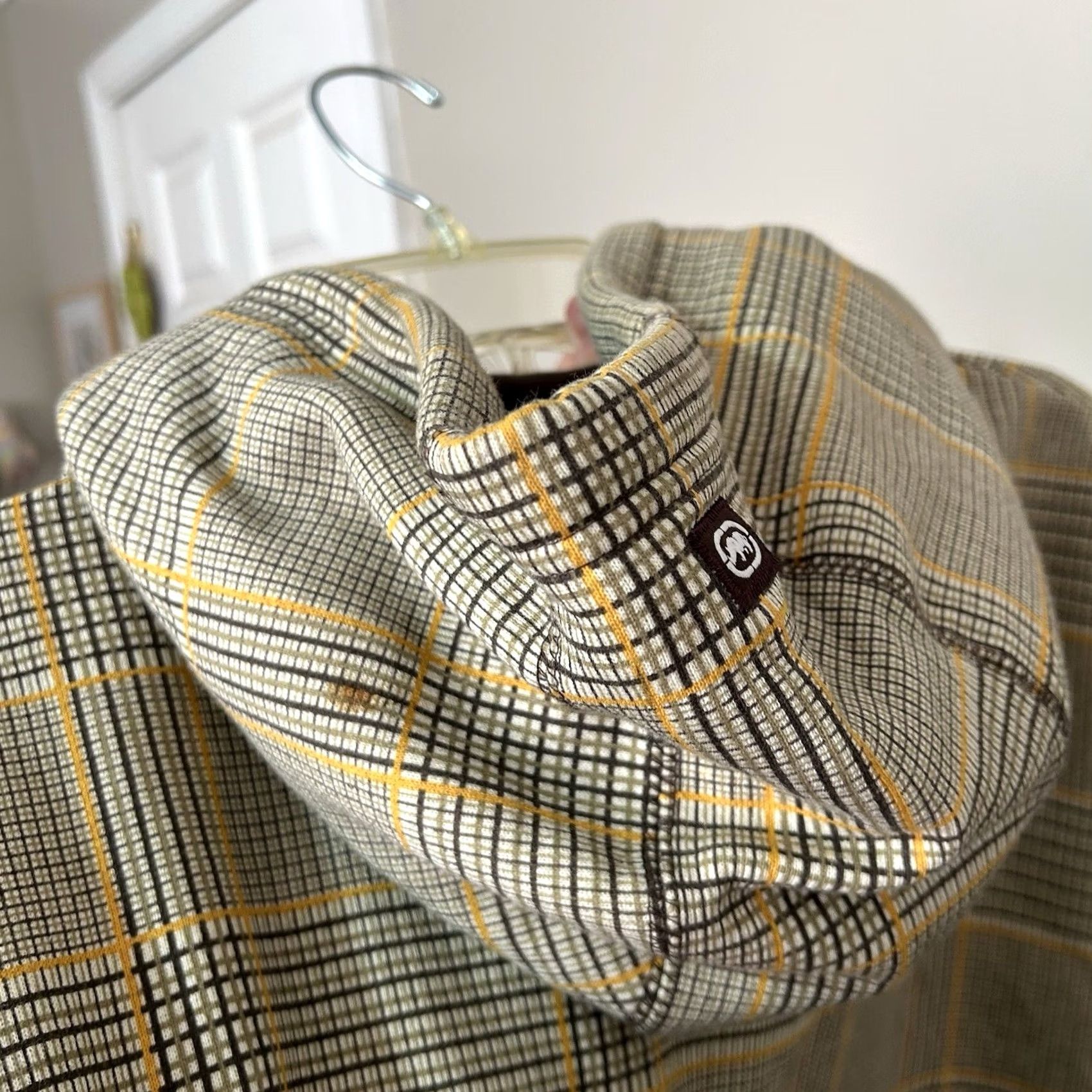 Vintage VINTAGE Ecko Unlimited Plaid Full Zip Hoodie Mens L Tan KS? Size US L / EU 52-54 / 3 - 6 Thumbnail