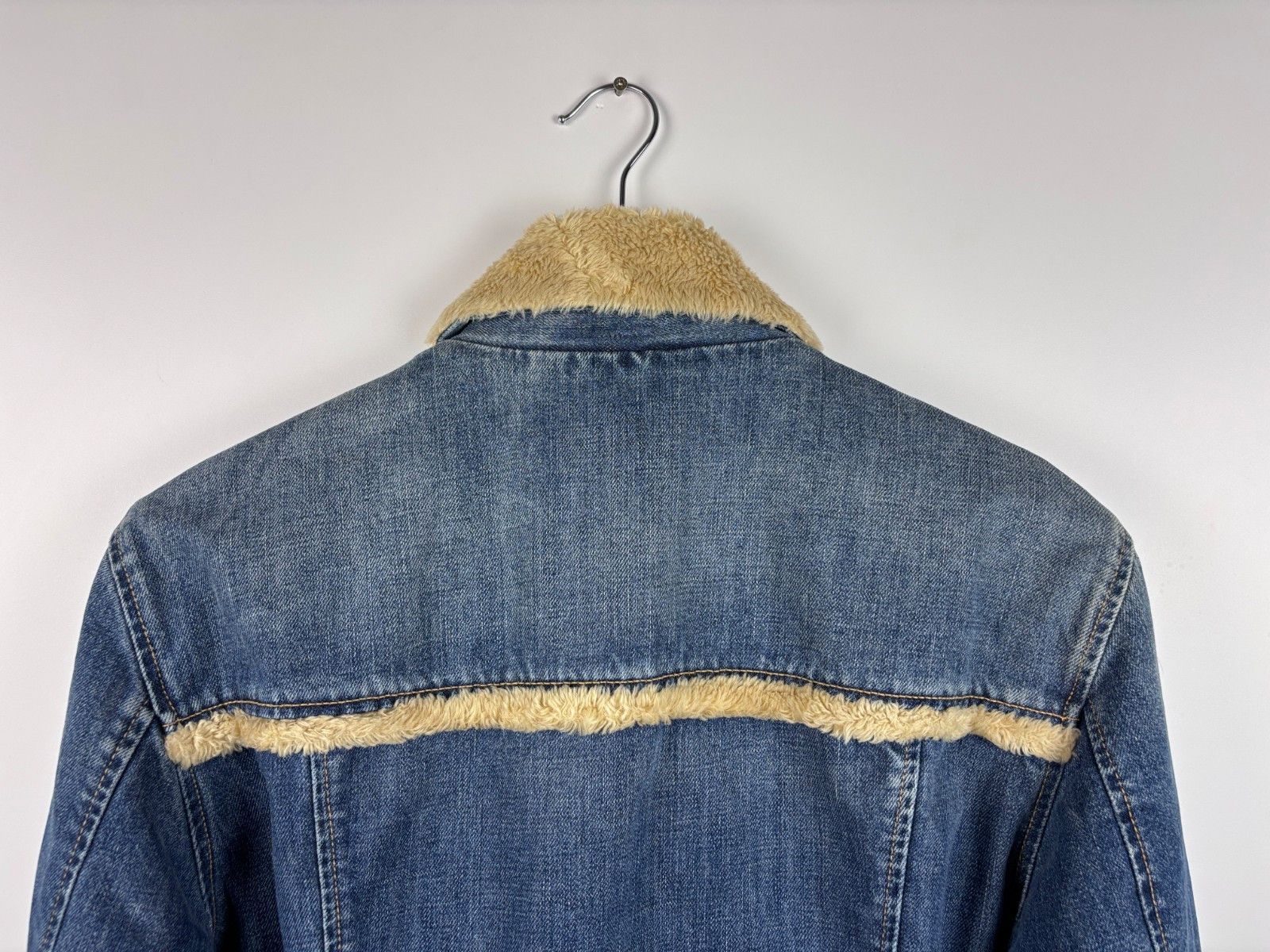 Levi's Levis Sherpa Denim Jacket Size Girls L fits like Womens S Size S / US 4 / IT 40 - 5 Thumbnail