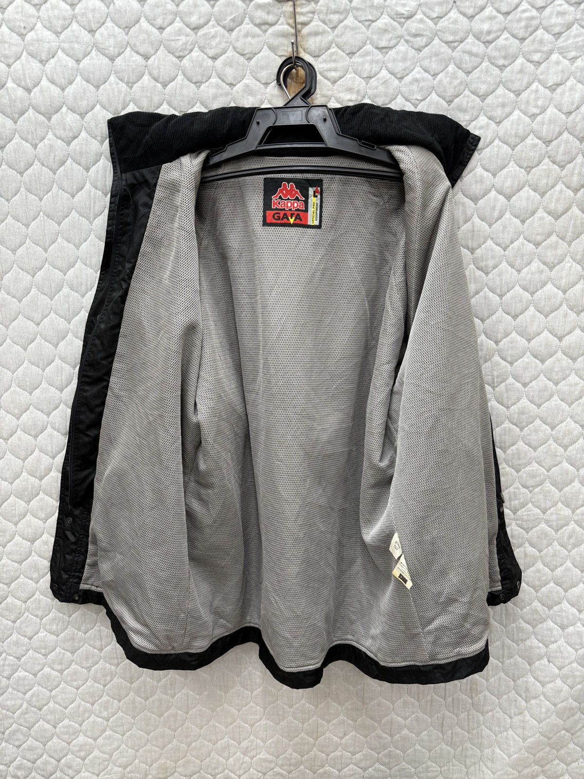 Kappa 🔥🔥🔥ARCHIVE VINTAGE KAPPA SONY JUVENTUS FADED JACKET Size US L / EU 52-54 / 3 - 7 Thumbnail