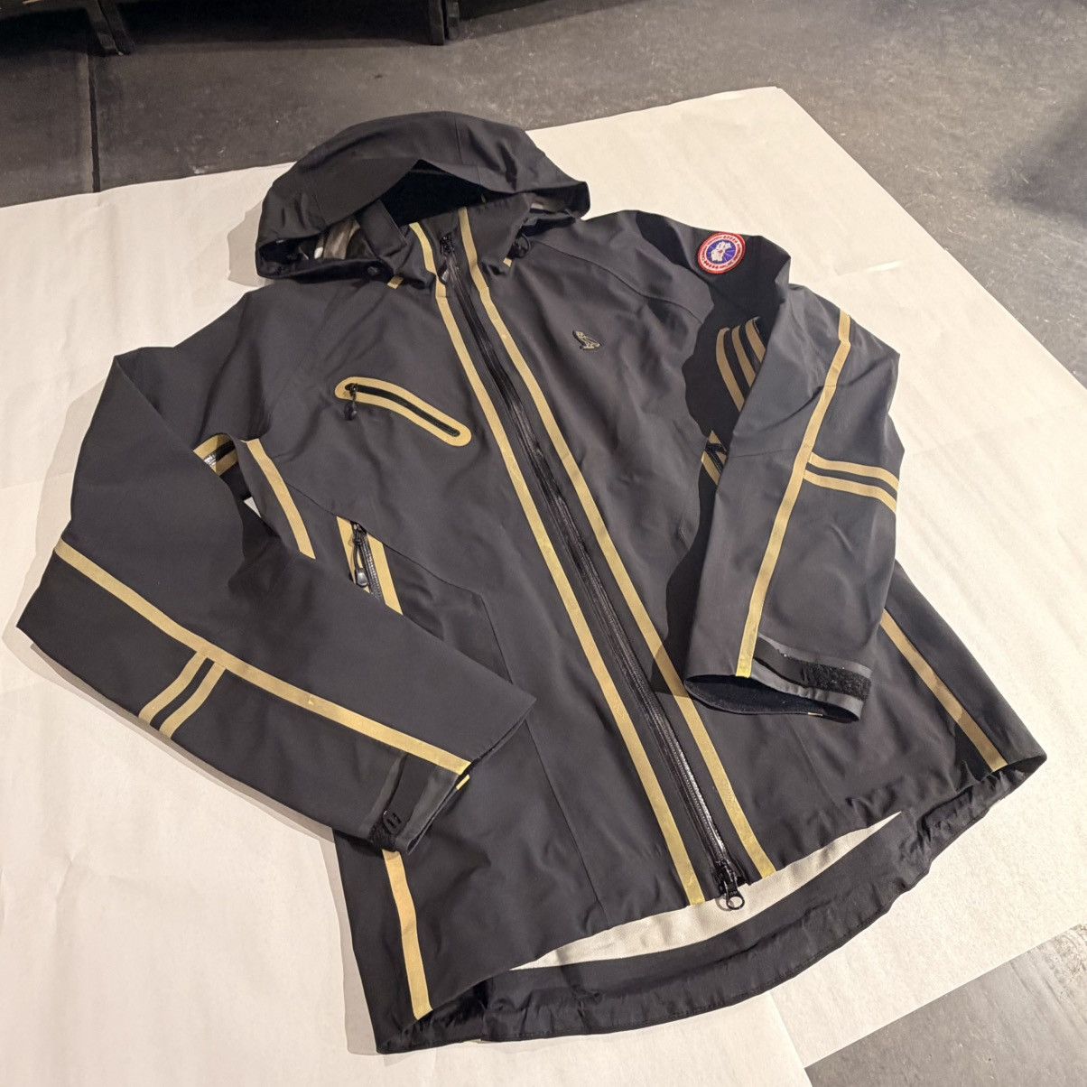 Canada Goose × October's Very Own OVO x CANADA GOOSE Timber Shell Jacket Size US S / EU 44-46 / 1 - 2 Thumbnail