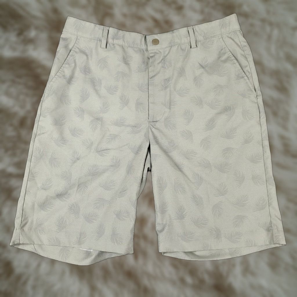 Vintage Greg Norman Shorts Mens Size 34 Gray Golf Casual Flat Front Chino Size US 34 / EU 50 - 1 Thumbnail