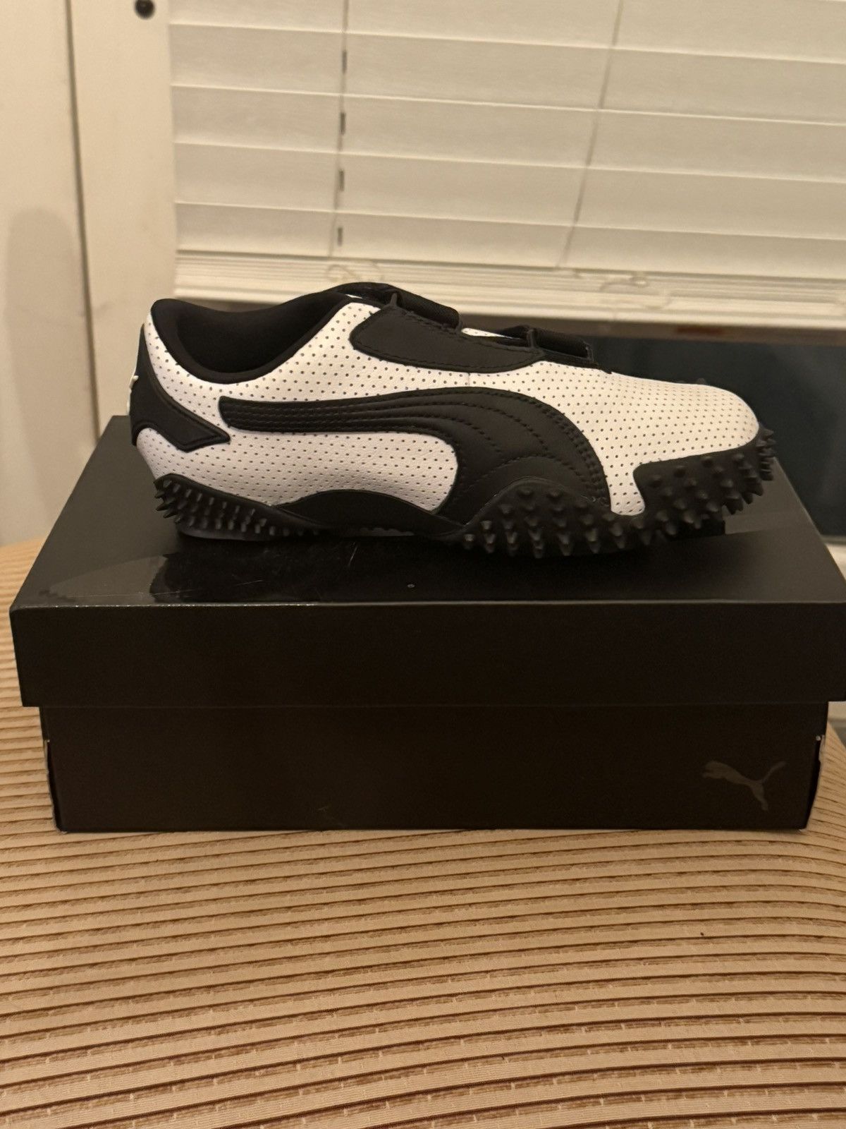 Puma Puma Mostro white/black Size US 5.5 / EU 38 - 1 Thumbnail