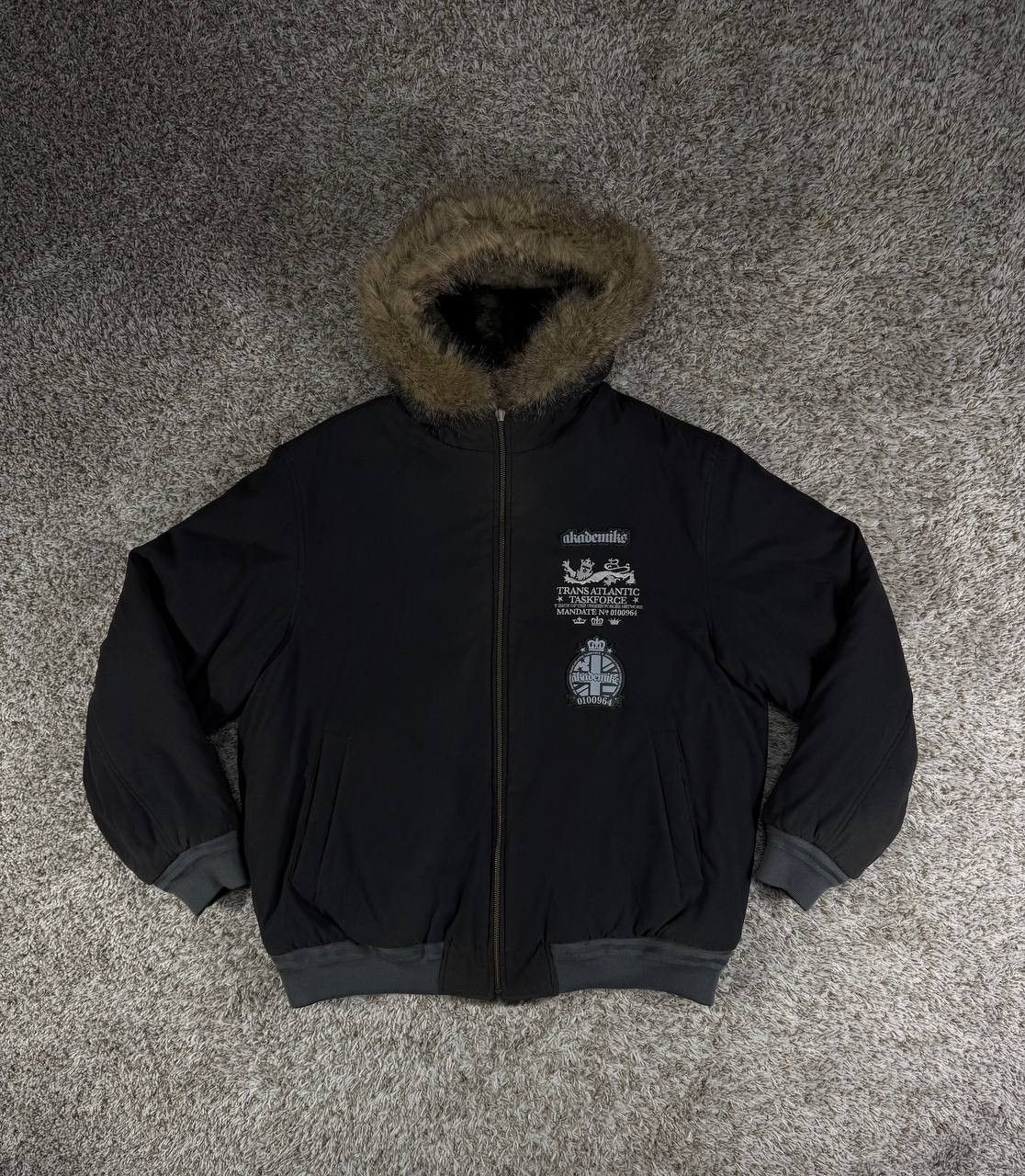 Akademiks Rare Y2K Akademiks Reversible Fur Hooded Jacket Hip Hop Size US XL / EU 56 / 4 - 1 Thumbnail