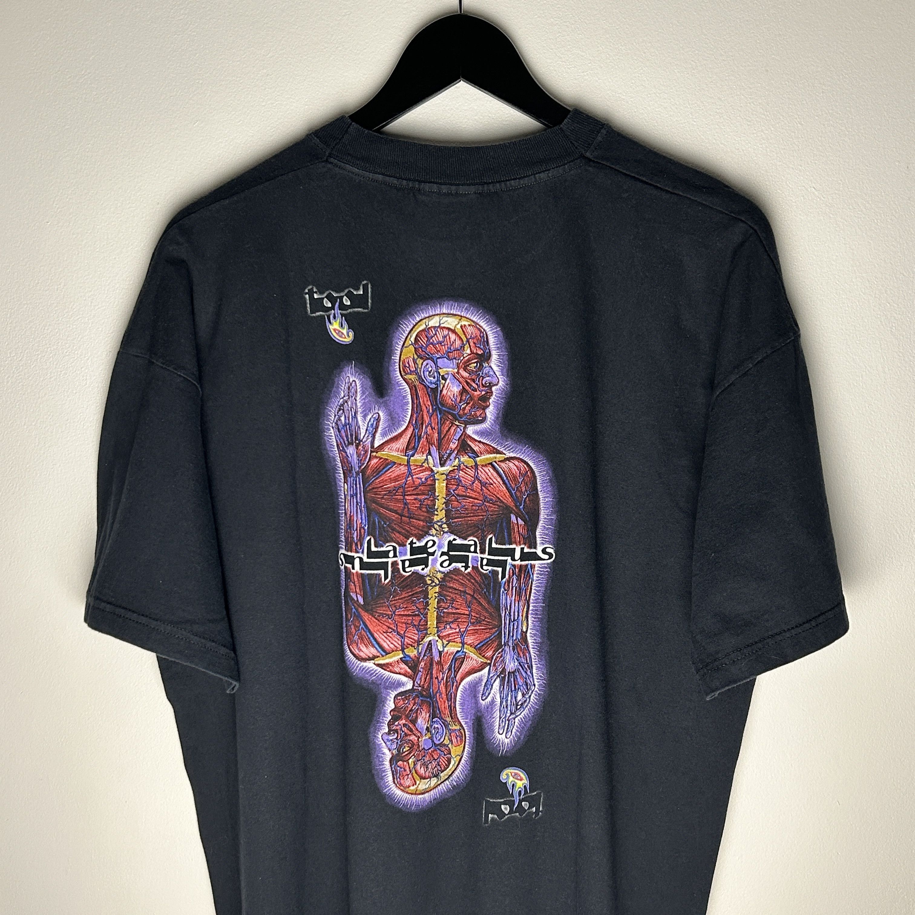 Band Tees Vintage Tool Lateralus 2001 Band T-shirt Size US XL / EU 56 / 4 - 3 Thumbnail