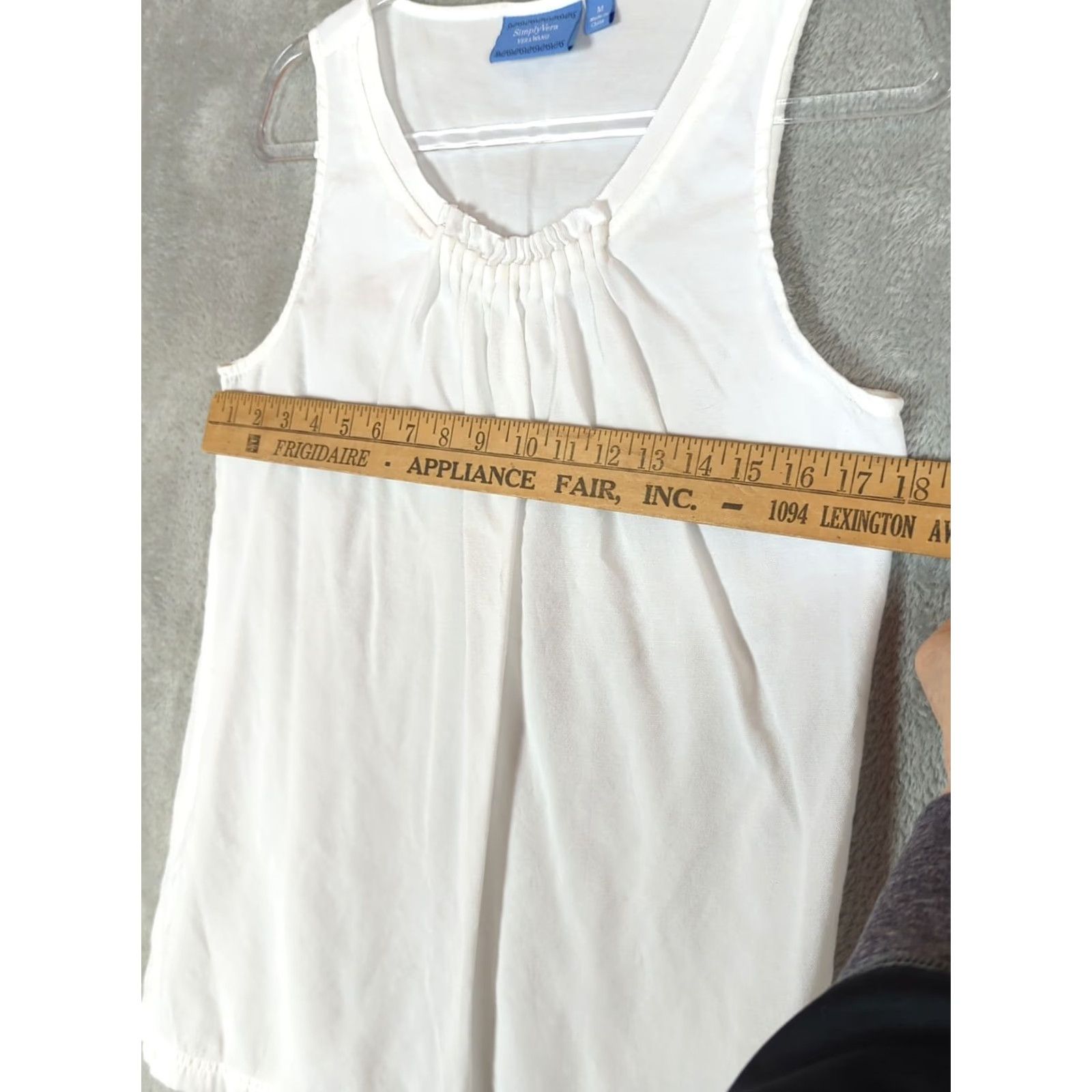 Vintage Simply Vera Wang Tank Top Shirt M Womens White Pintuck Cottagecore Prairie Size M / US 6-8 / IT 42-44 - 7 Thumbnail