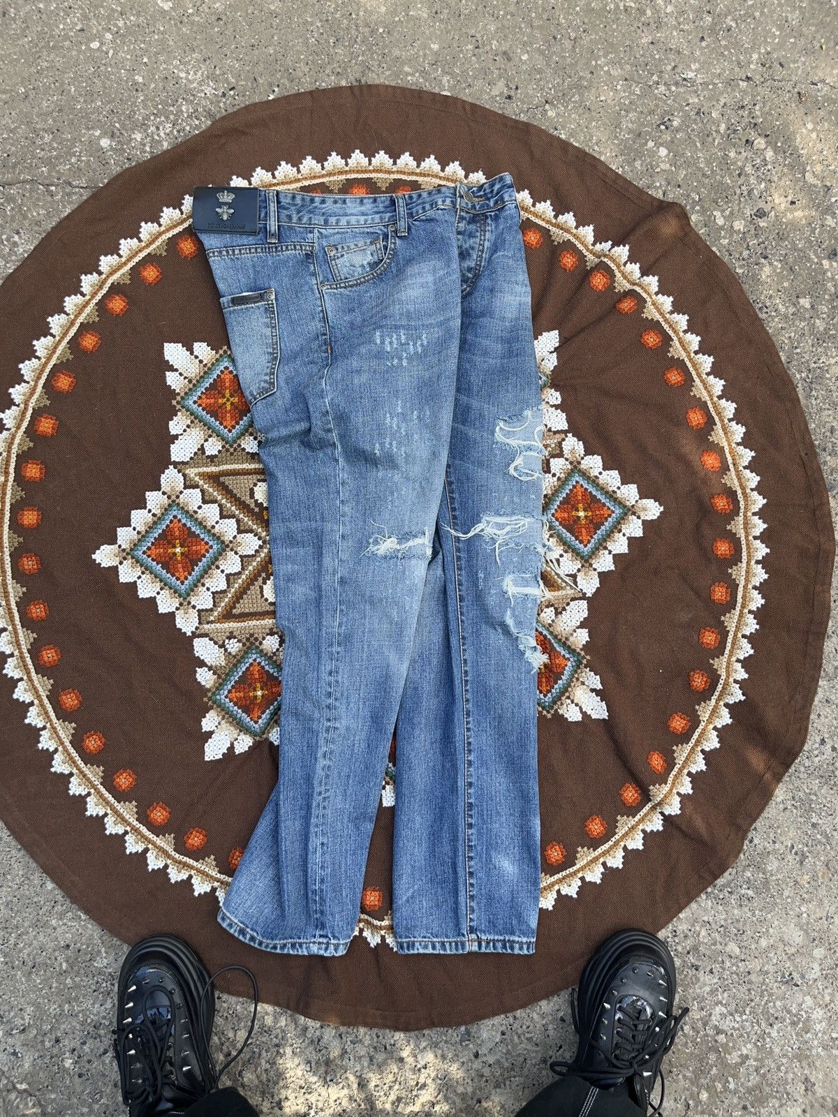 Dolce & Gabbana Vintage Dolce & Gabbana 14 Gold Distressed Denim Style Jeans Size US 34 / EU 50 - 14 Thumbnail