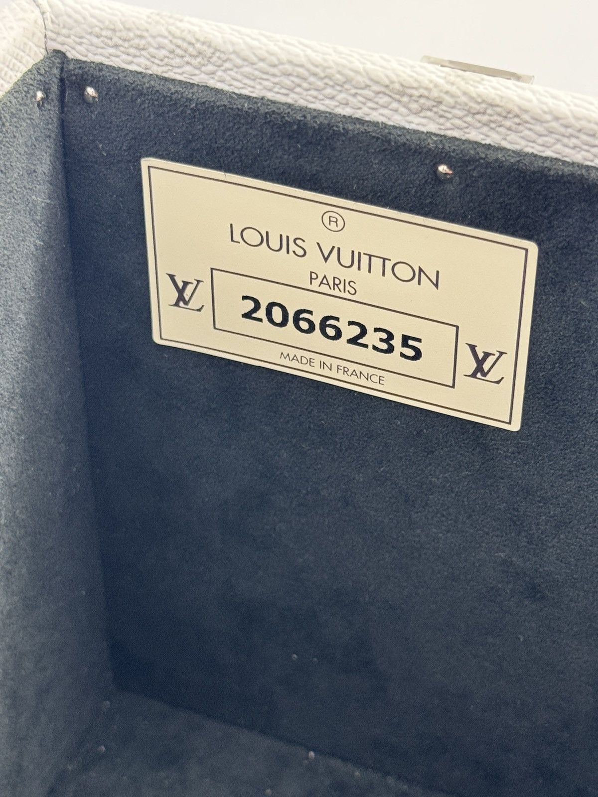 Louis Vuitton Bisten 50 Suitcase Size ONE SIZE - 11 Thumbnail