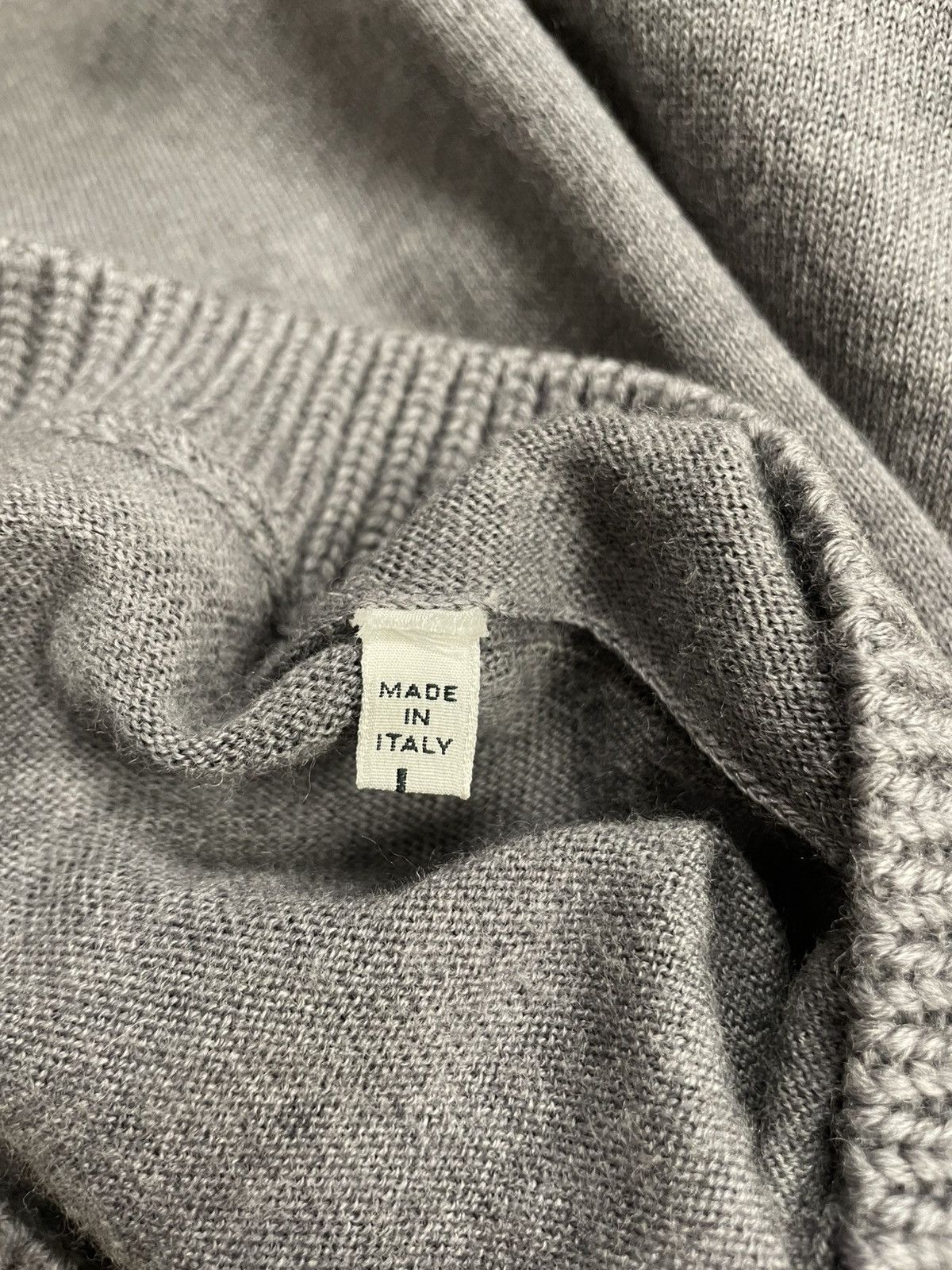 Maison Margiela A/W 11 Gray Wool V Neck Sweater Size US L / EU 52-54 / 3 - 6 Thumbnail