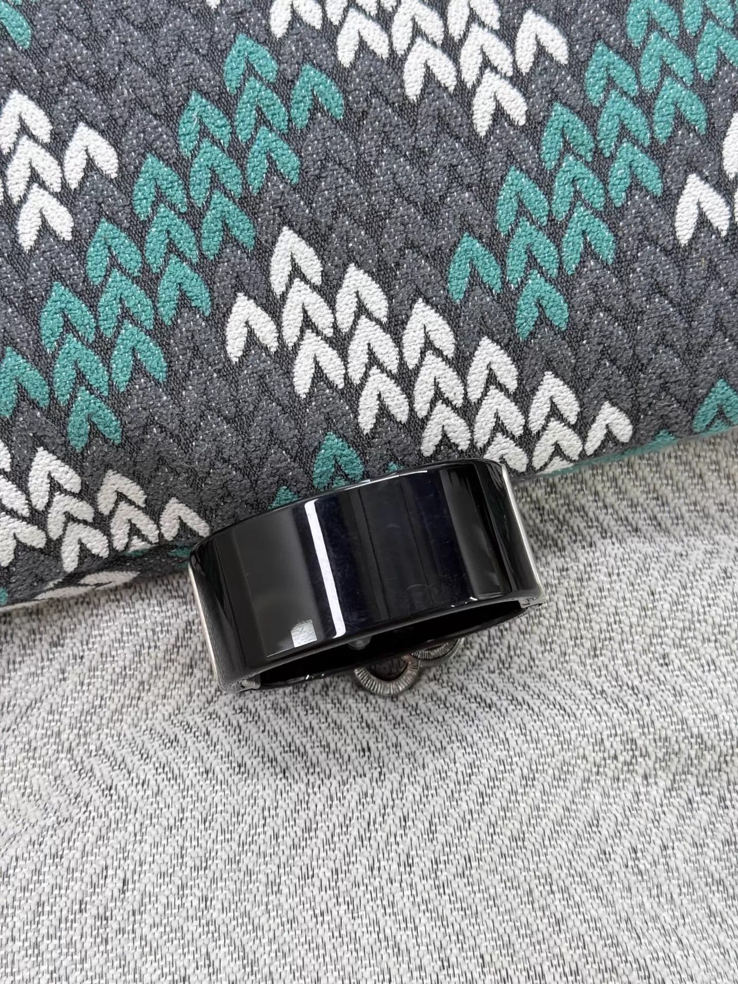 Chanel Chanel Black 3D Camellia Acrylic Bracelet New Size ONE SIZE - 6 Thumbnail